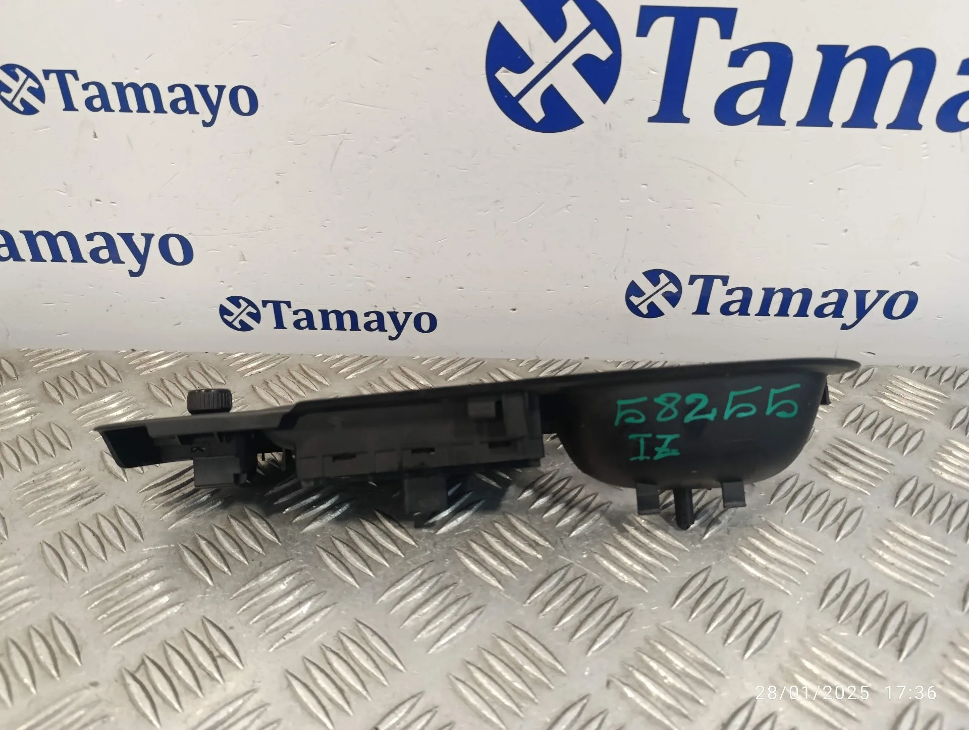 Mando Elevalunas Delantero Izquierdo para Volkswagen Passat Berlina (3C2)