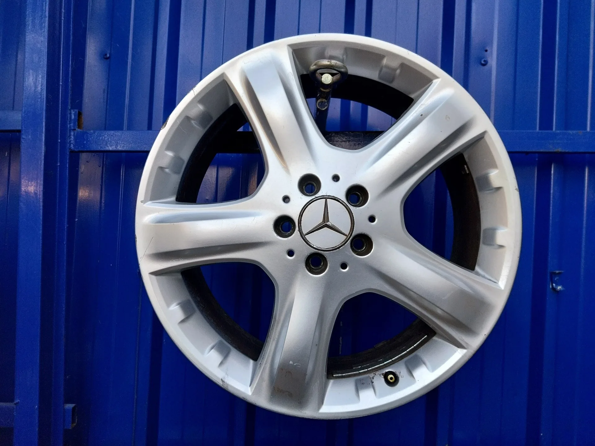 Llanta para Mercedes-Benz Clase M (W164)