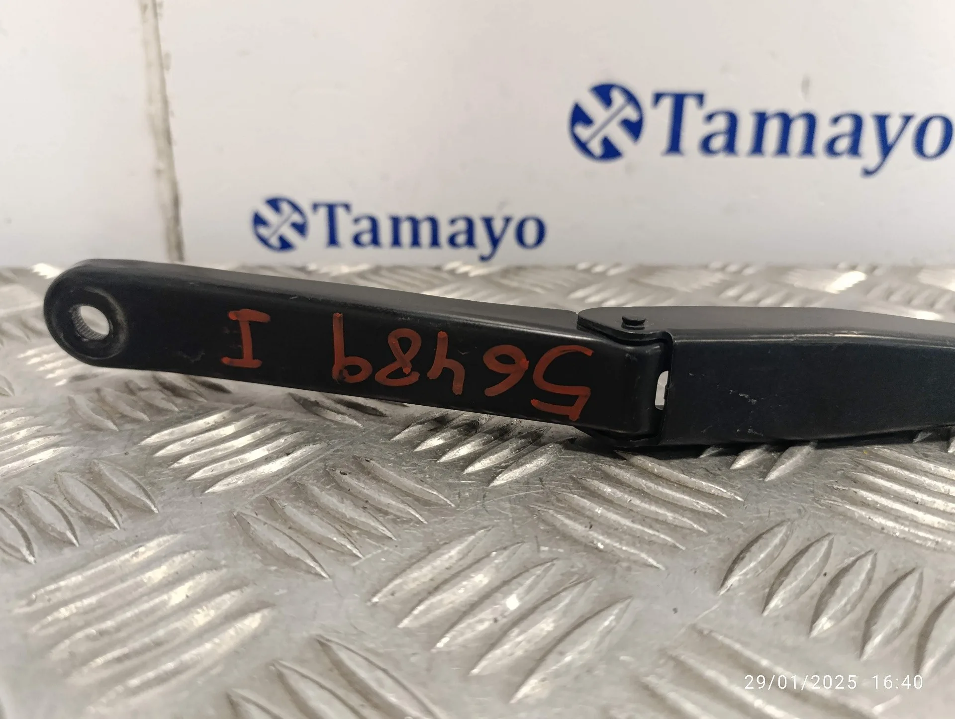 Brazo Limpia Delantero Izquierdo para Ford Fiesta (Ccn)