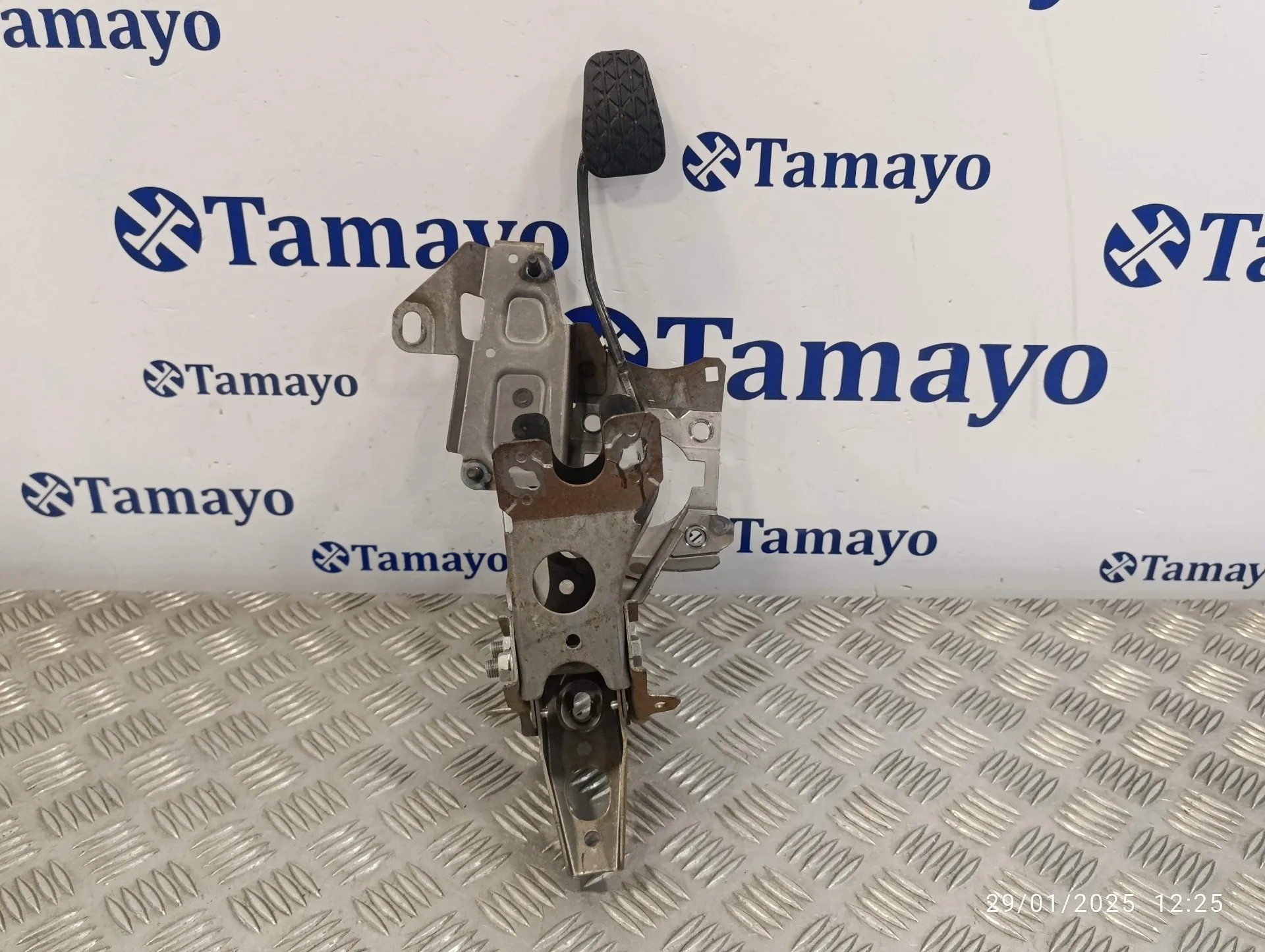 Pedal Freno para Ford Fiesta (Ccn)