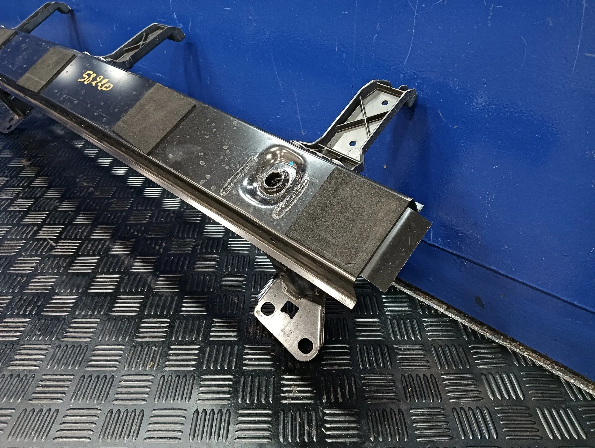 Refuerzo Paragolpes Trasero para Smart Forfour