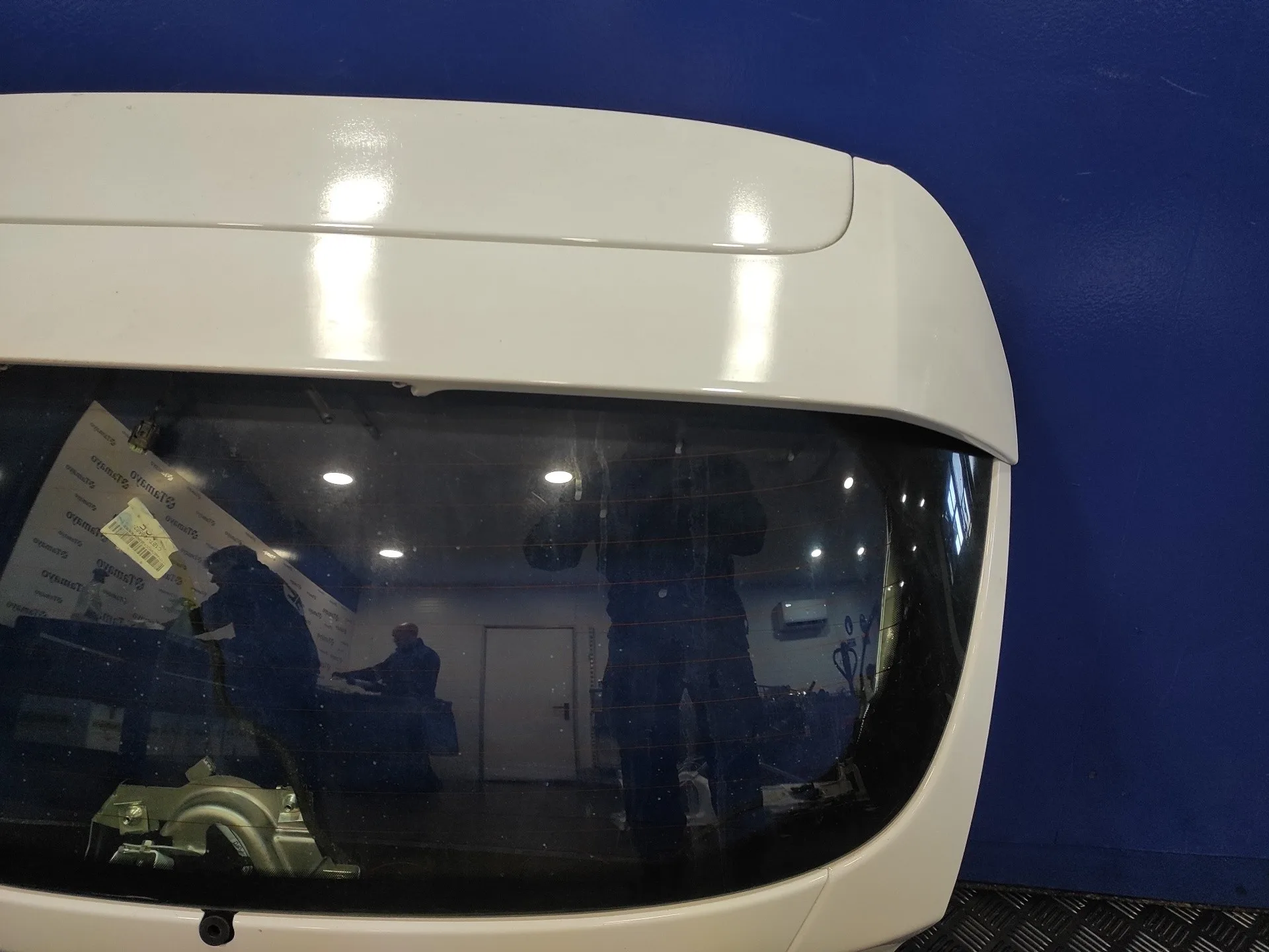 Porton Trasero para Ford Fiesta (Ccn)