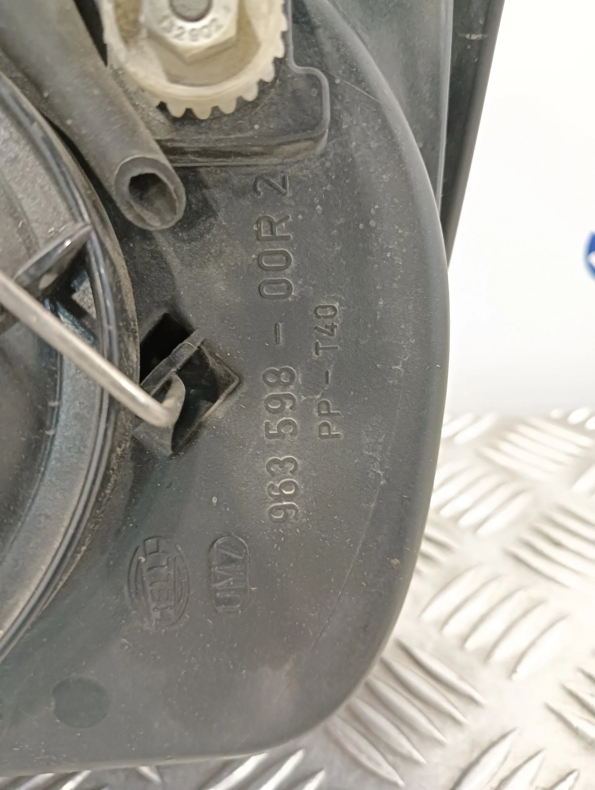 Faro Derecho para Volkswagen Bora Berlina (1J2)