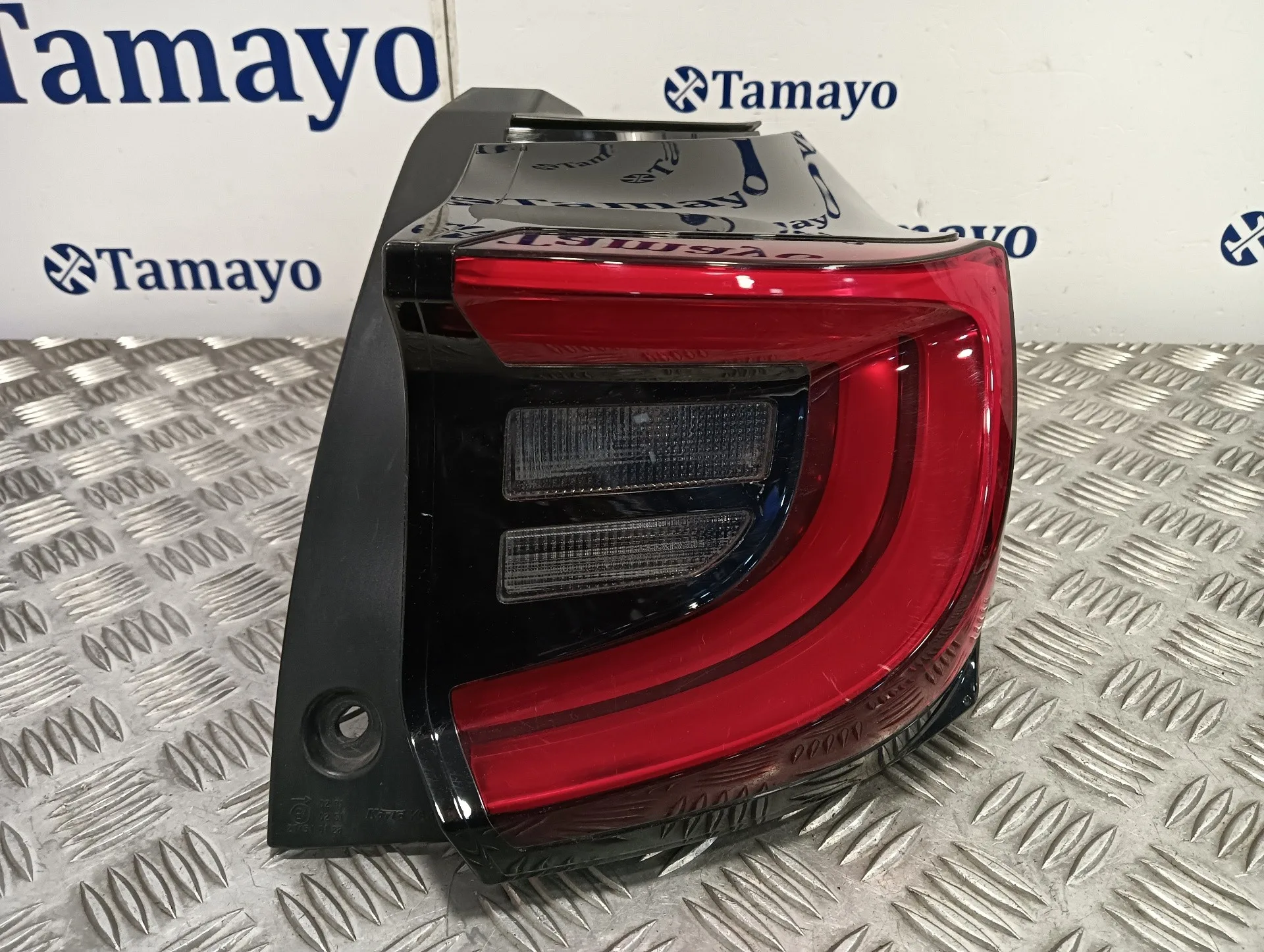 Piloto Trasero Derecho para Toyota Yaris (Xpa1F/Mxph11/Chxnbw)