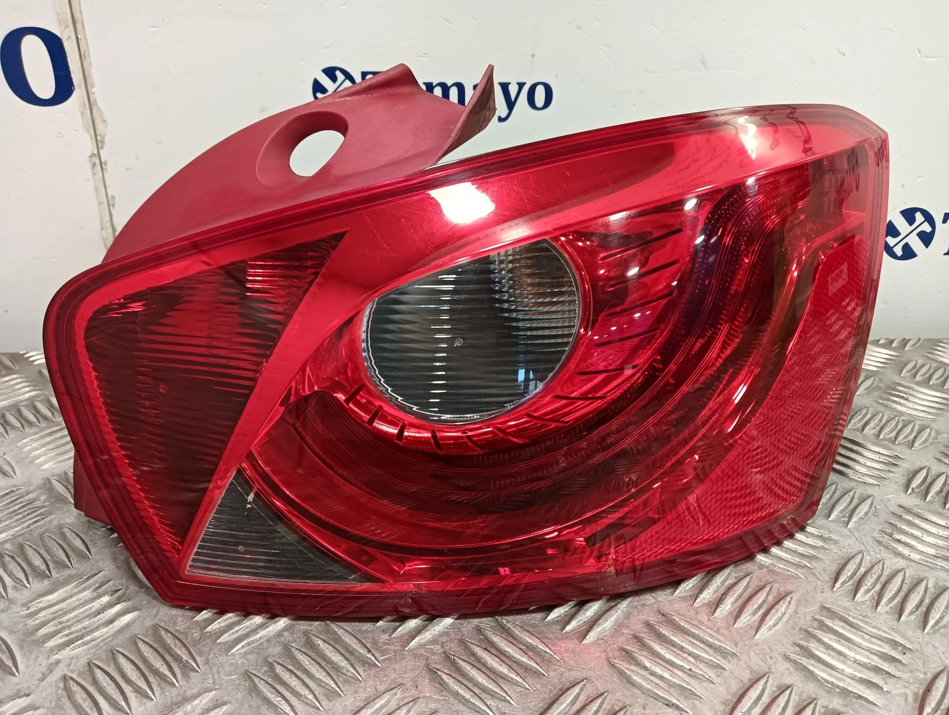 Piloto Trasero Derecho para Seat Ibiza (6J5)
