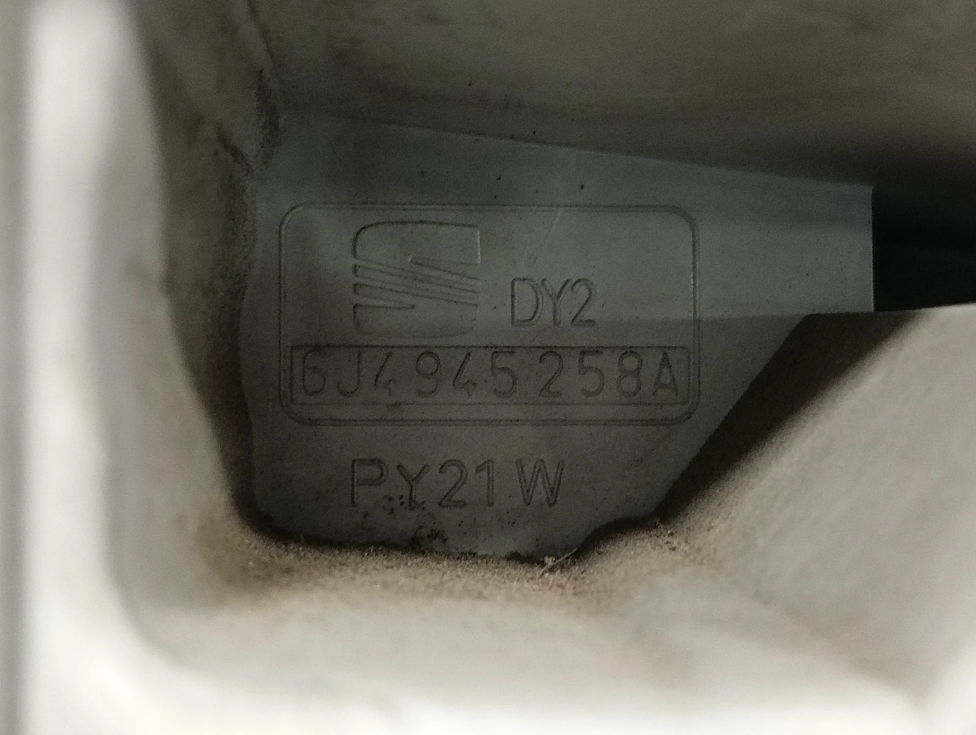 Piloto Trasero Derecho para Seat Ibiza (6J5)