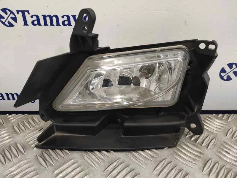 Faro Antiniebla Izquierdo para Mazda 3 Lim. (Bl)