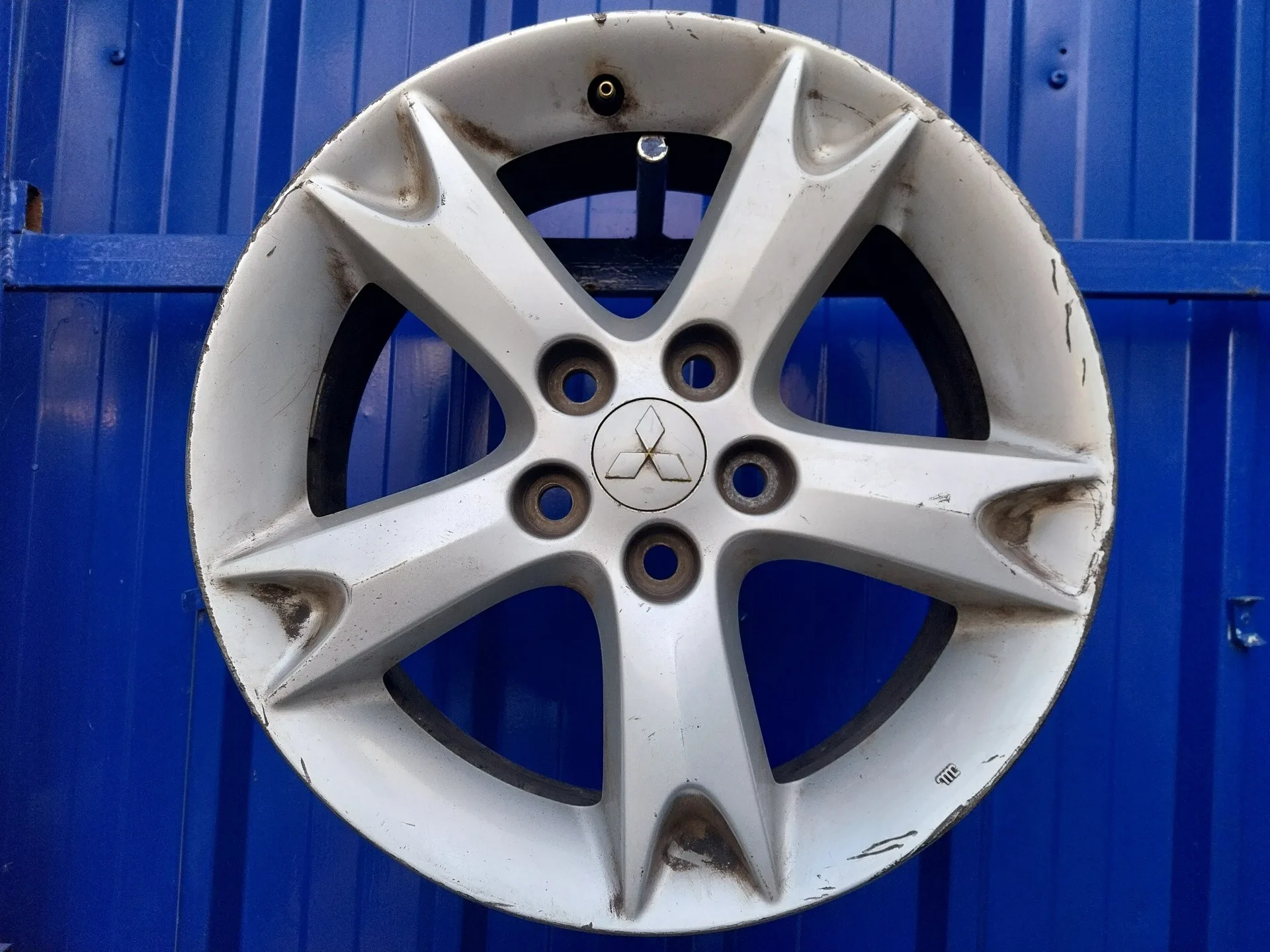 Llanta para Mitsubishi Grandis (Na0W)