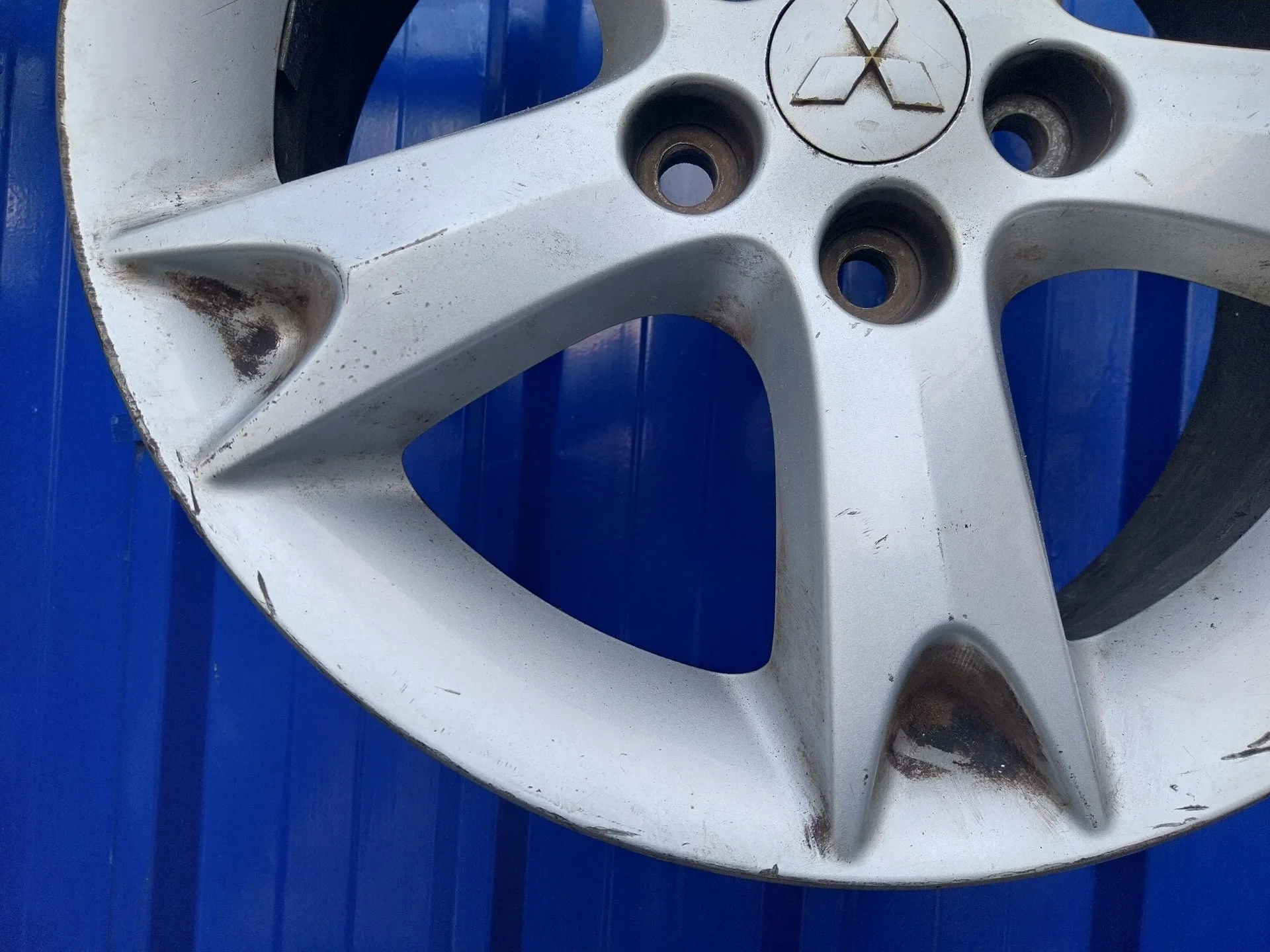 Llanta para Mitsubishi Grandis (Na0W)