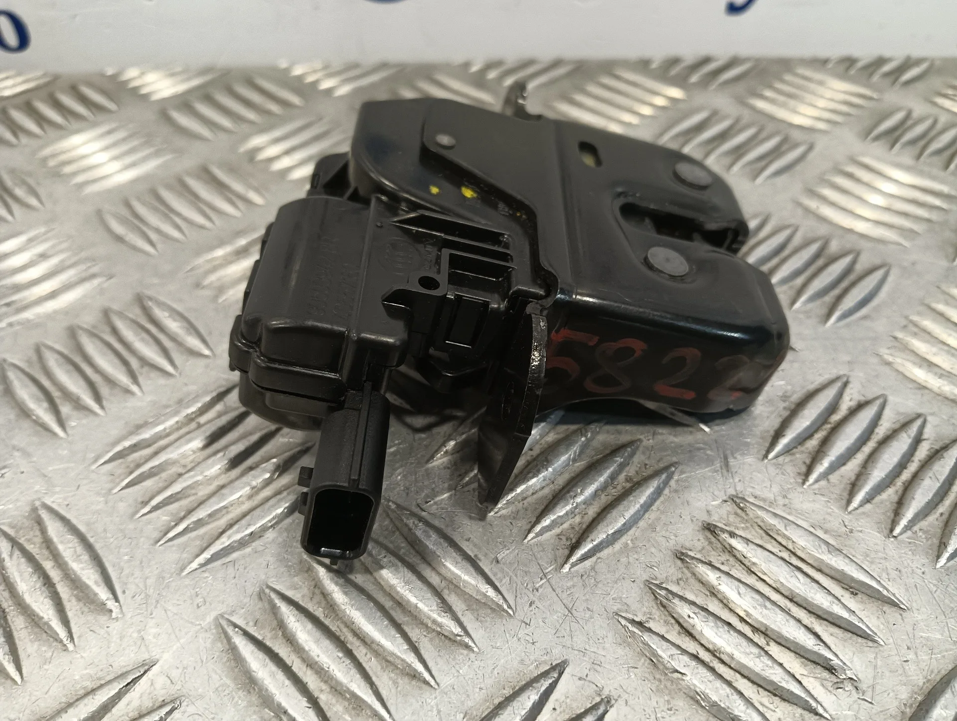 Cerradura Maletero / Porton para Smart Forfour