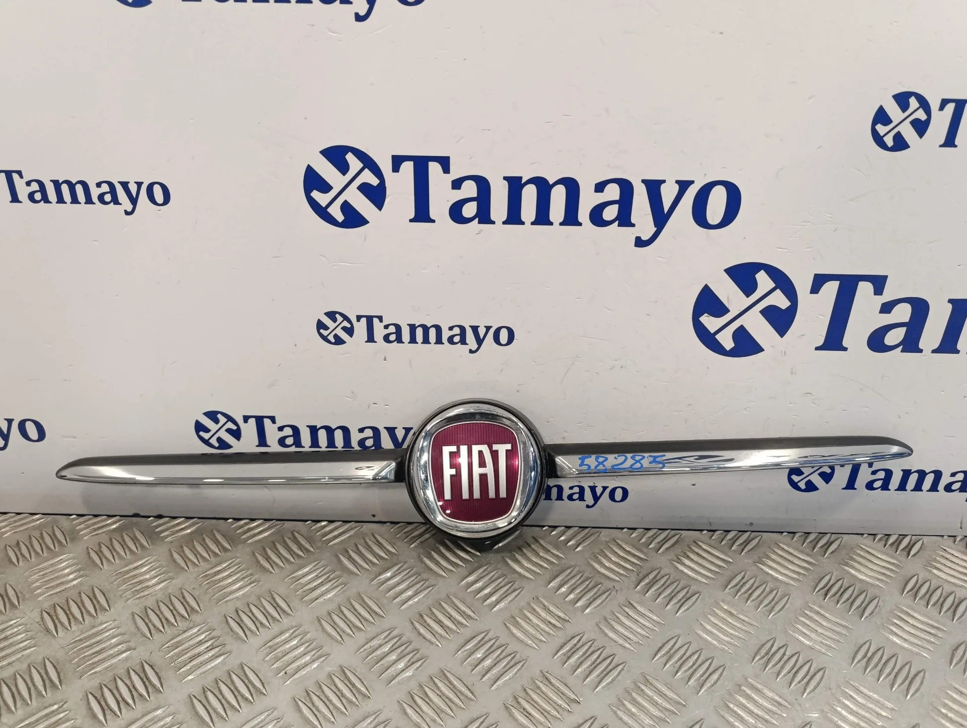 Rejilla Delantera para Fiat 500 (312)