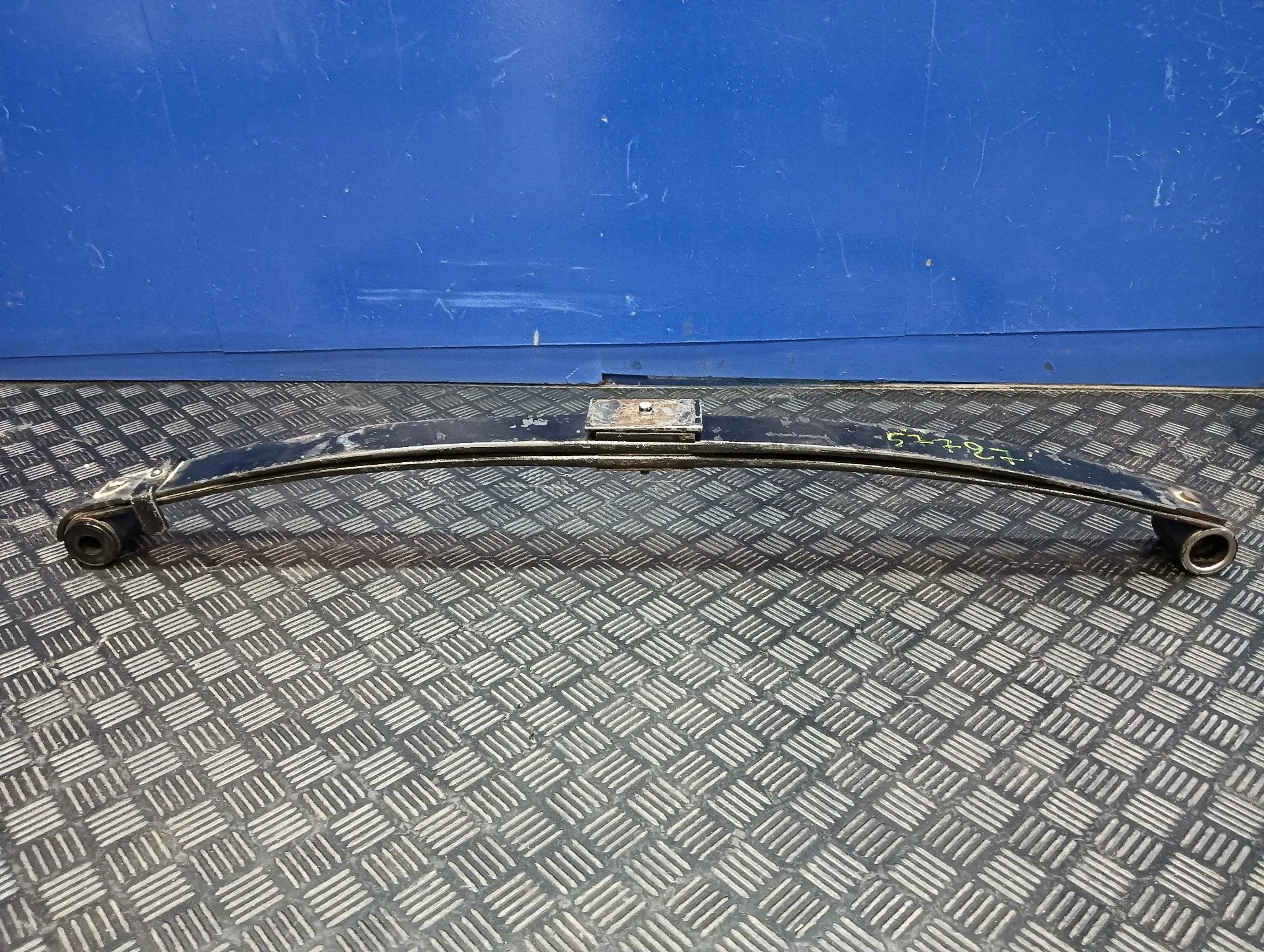 Ballesta Delantera para Mitsubishi Canter 01/99 ->