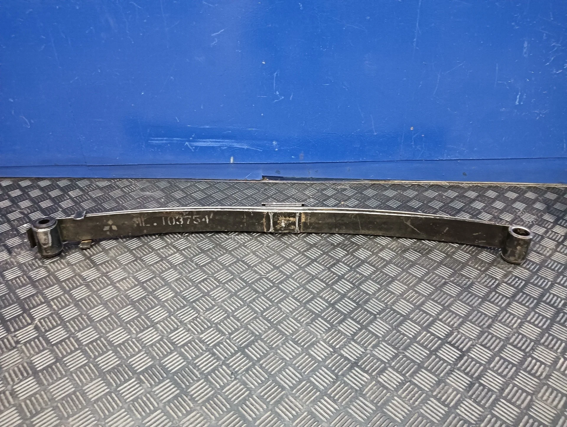 Ballesta Delantera para Mitsubishi Canter 01/99 ->