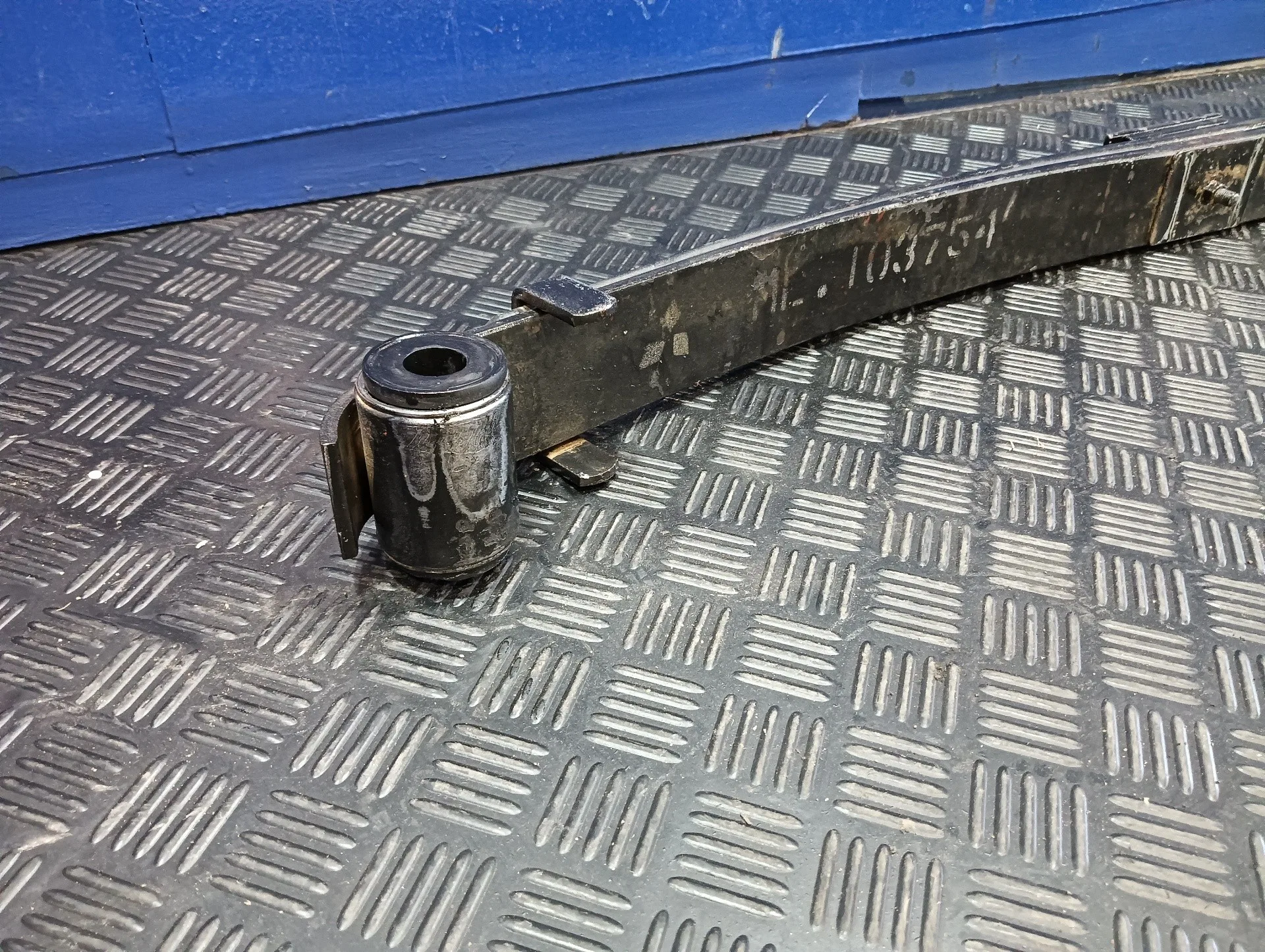 Ballesta Delantera para Mitsubishi Canter 01/99 ->