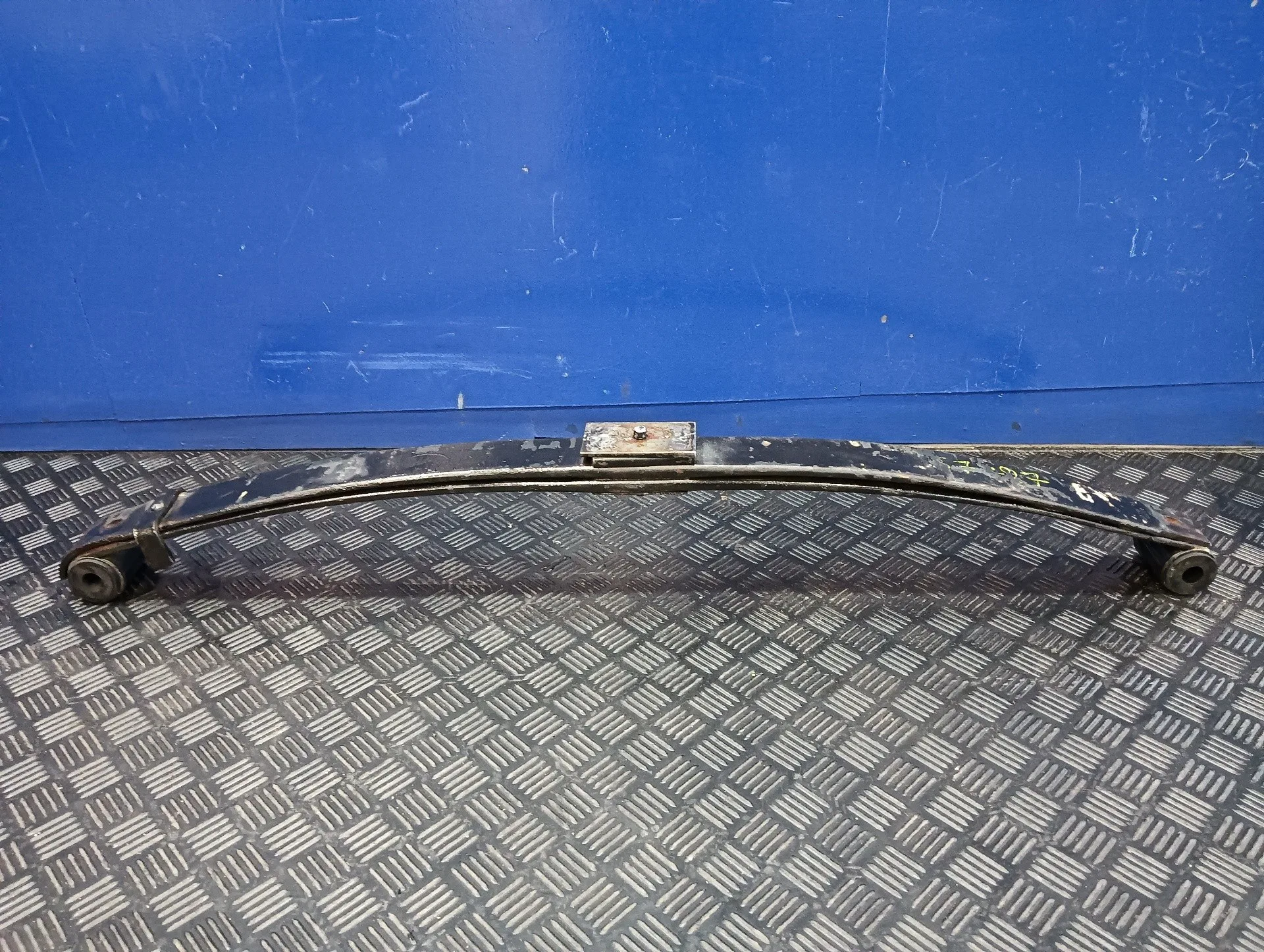 Ballesta Delantera para Mitsubishi Canter 01/99 ->