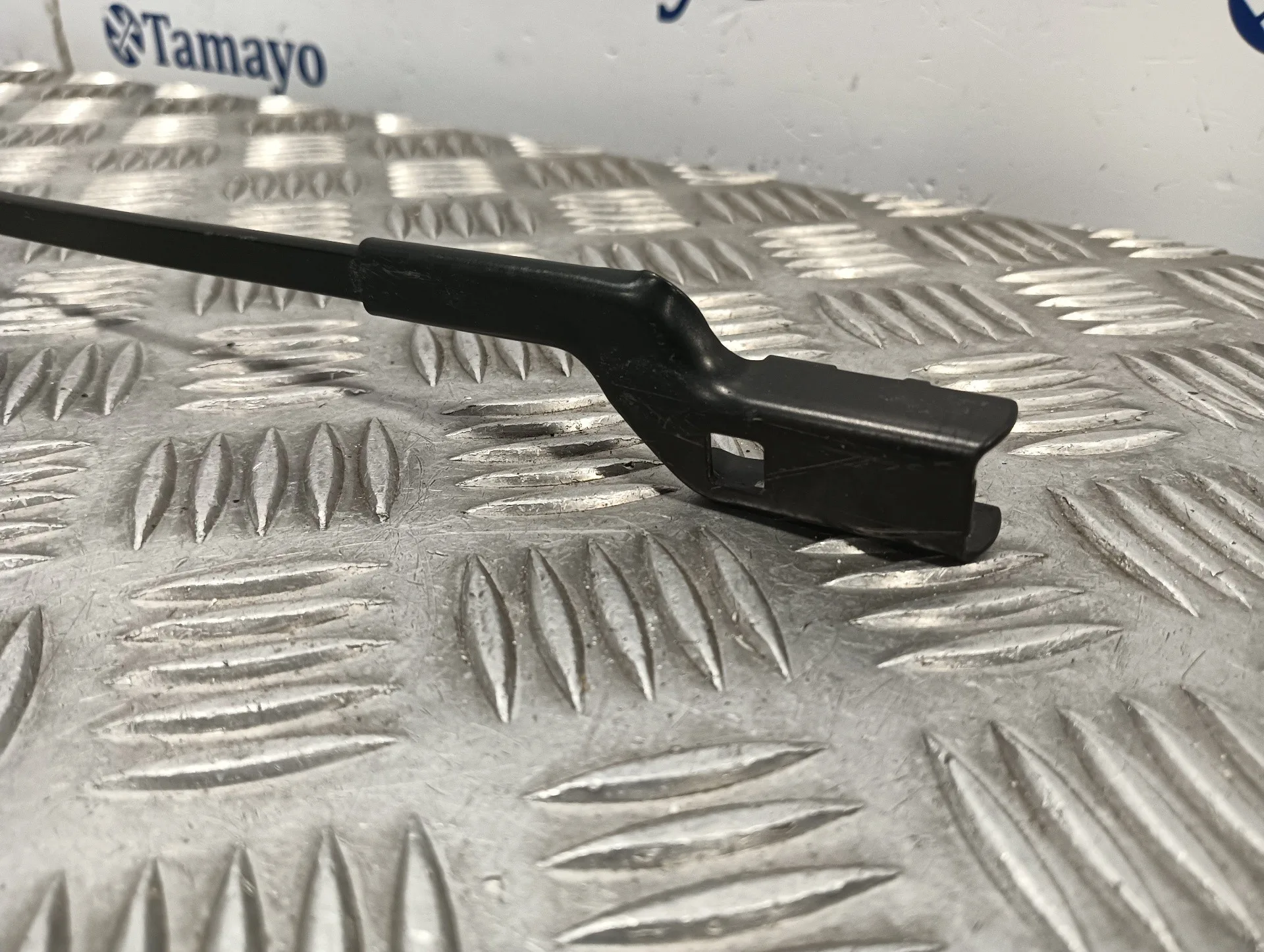 Brazo Limpia Delantero Izquierdo para Seat Alhambra (7N)
