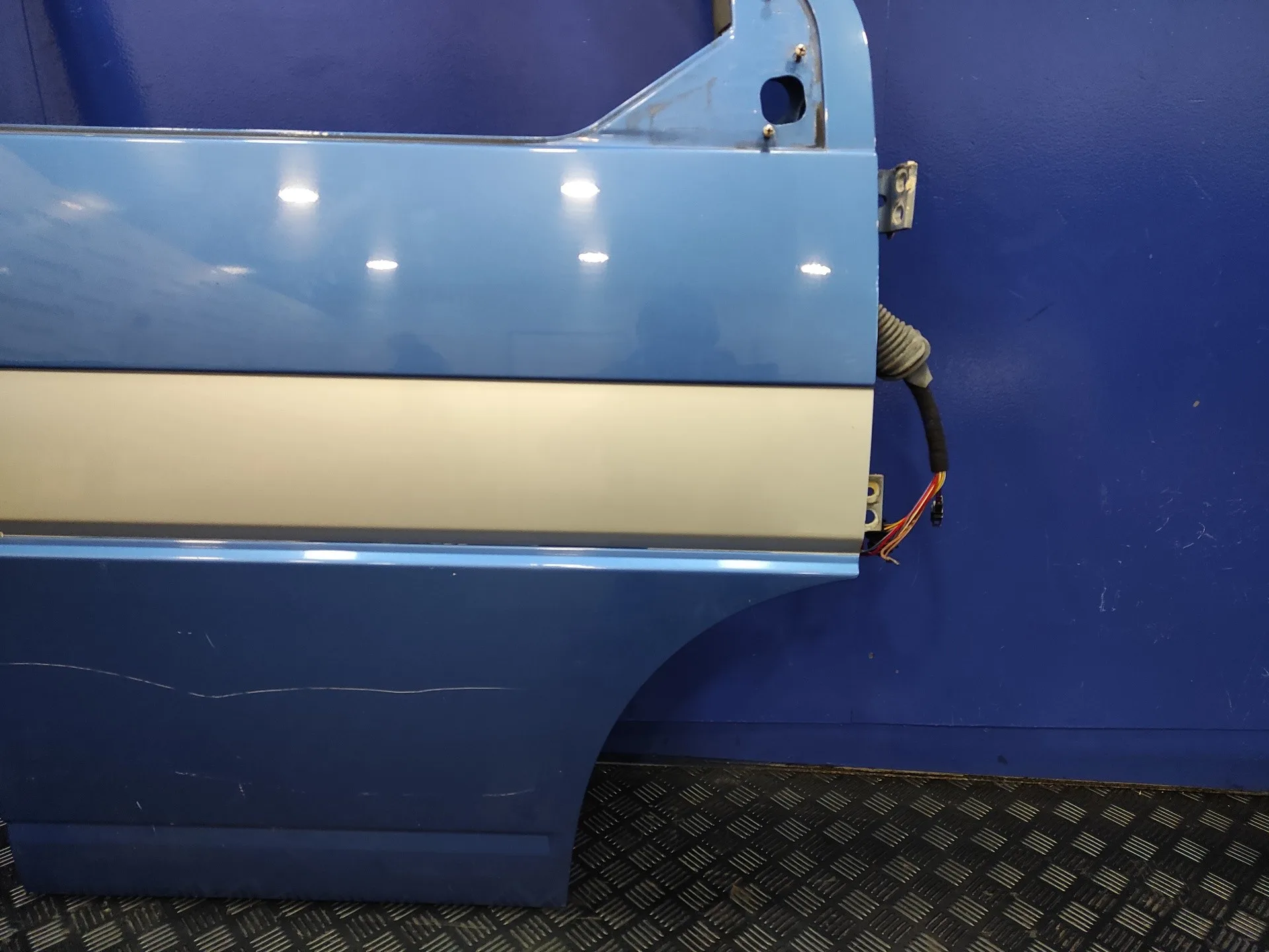 Puerta Delantera Derecha para Volkswagen T4 Transporter/Furgoneta (Mod. 1991)