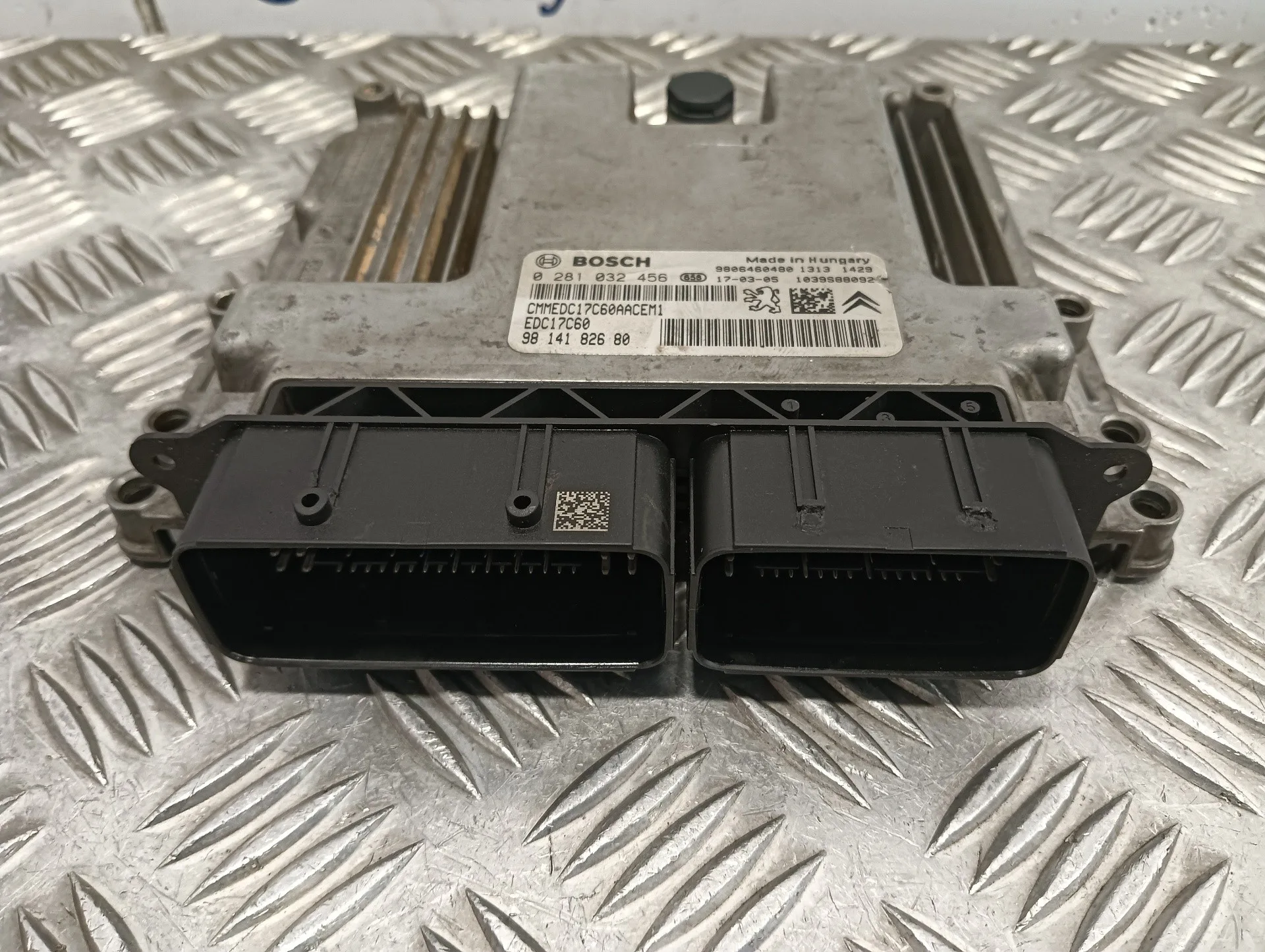 Centralita Motor Uce para Toyota Proace