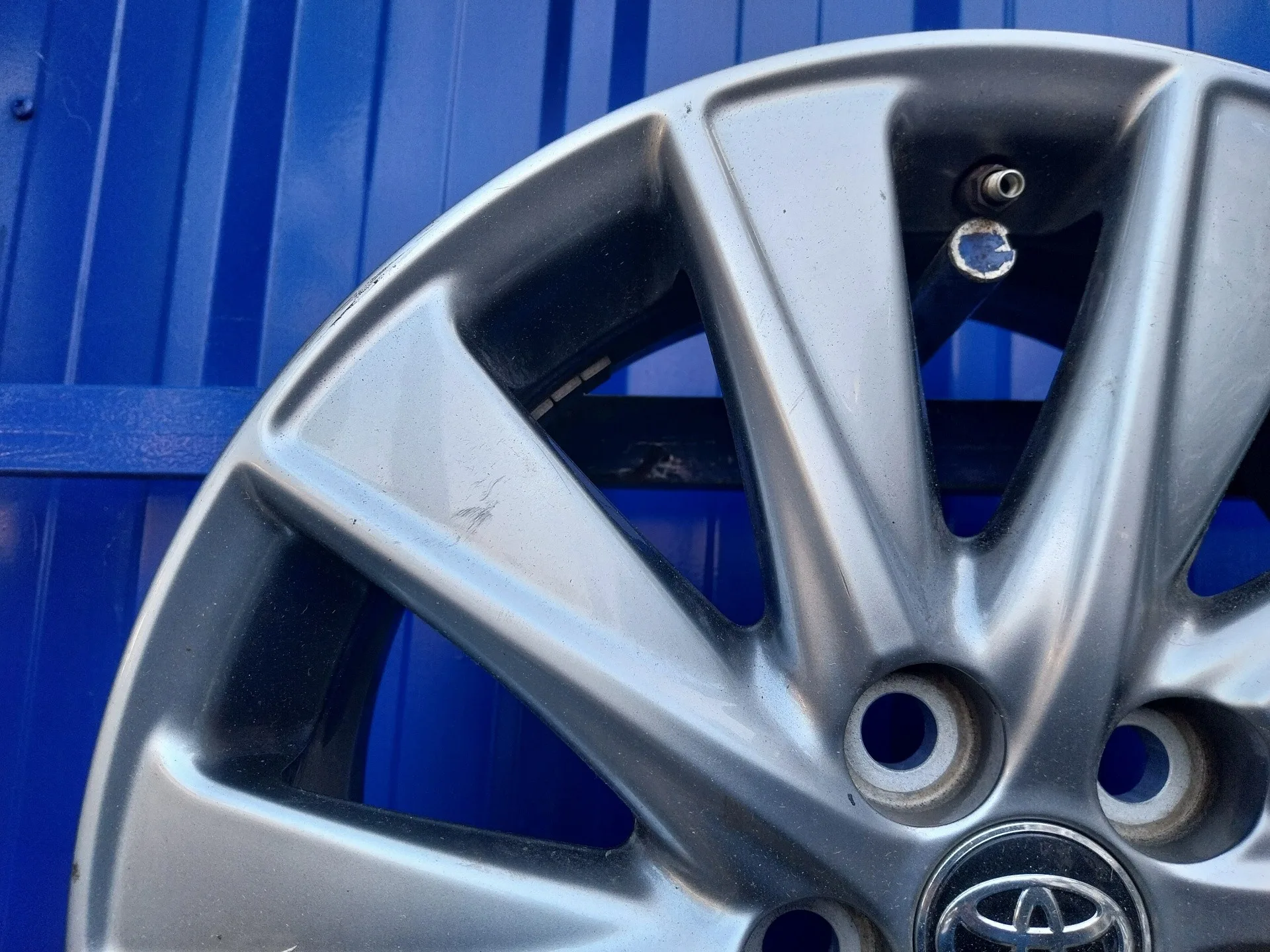 Llanta para Toyota Yaris (Xpa1F/Mxph11/Chxnbw)