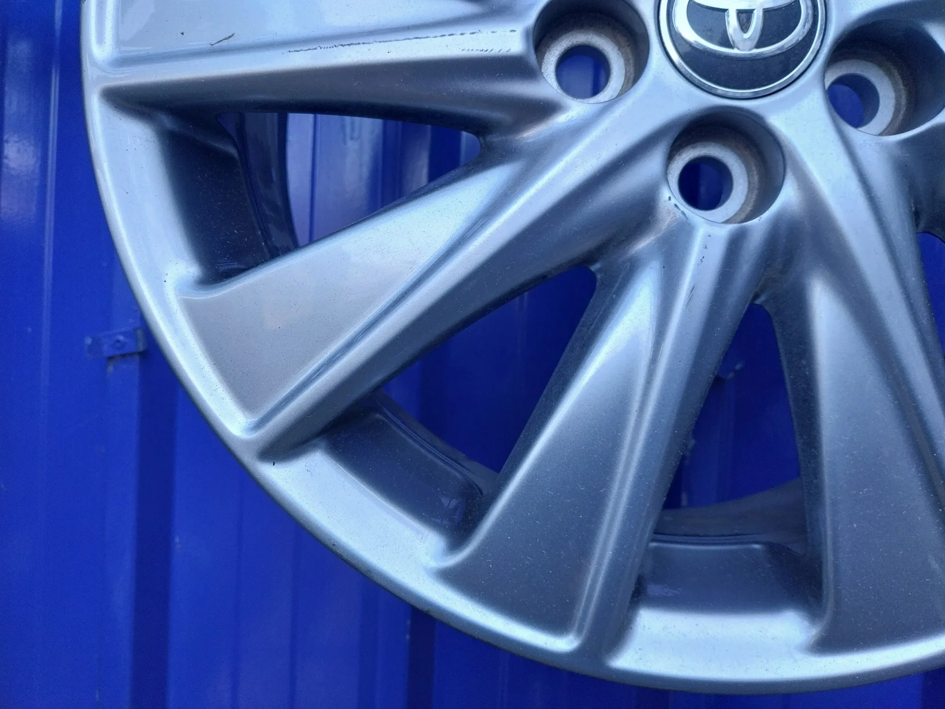 Llanta para Toyota Yaris (Xpa1F/Mxph11/Chxnbw)