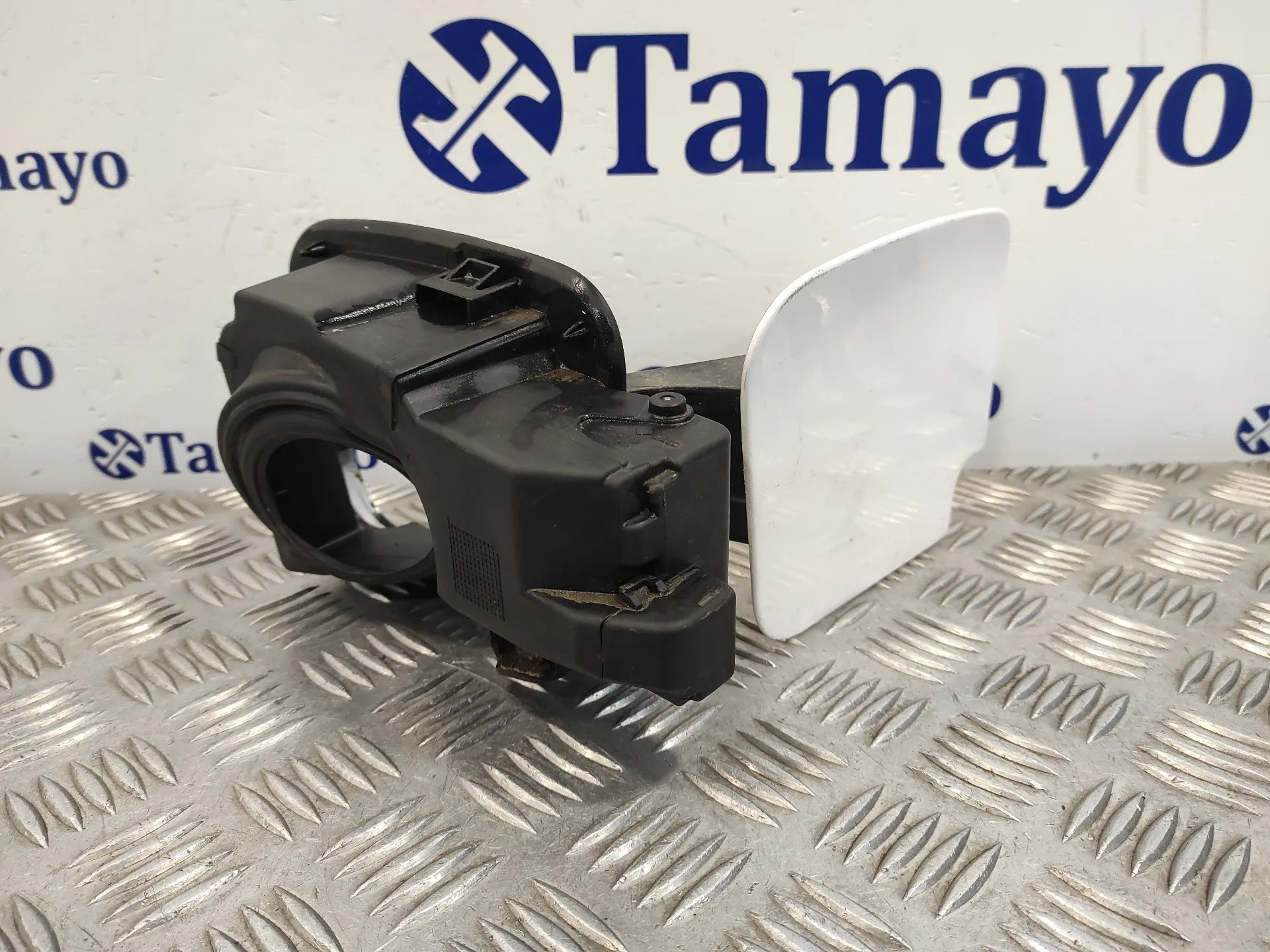 Tapa Exterior Combustible para Toyota Proace