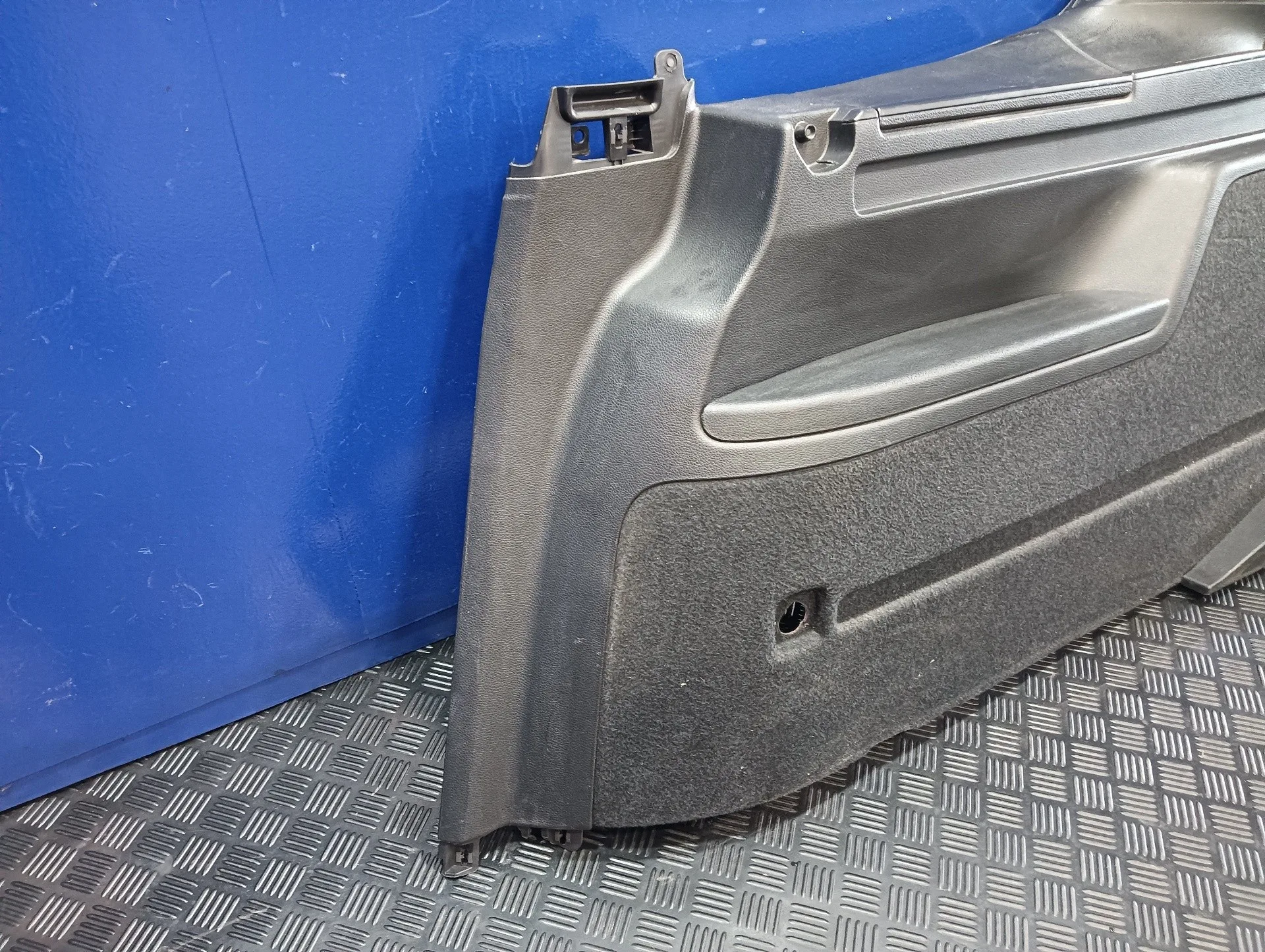 Guarnecido Puerta Trasera Derecha para Seat Alhambra (7N)