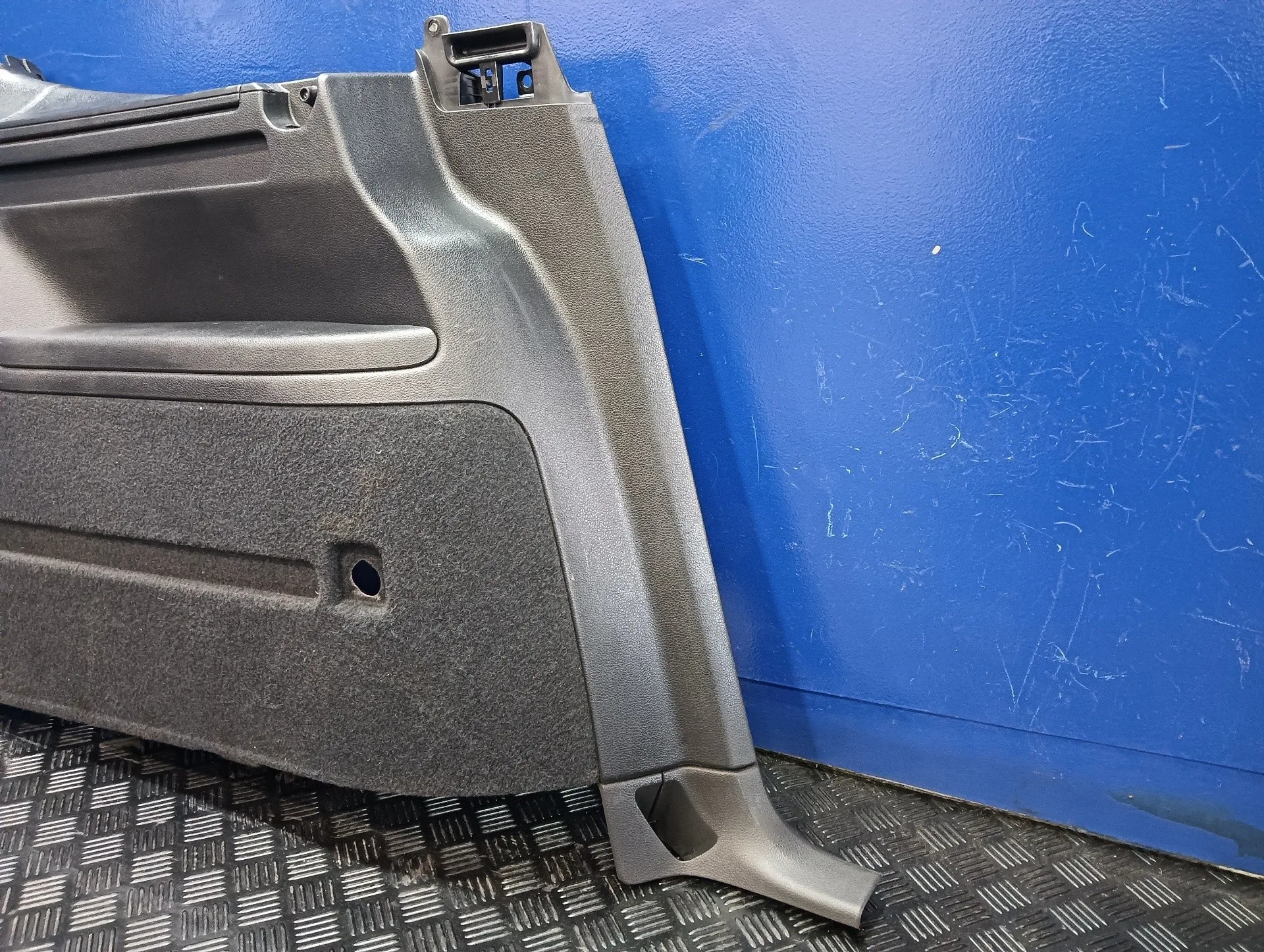 Guarnecido Puerta Trasera Izquierda para Seat Alhambra (7N)