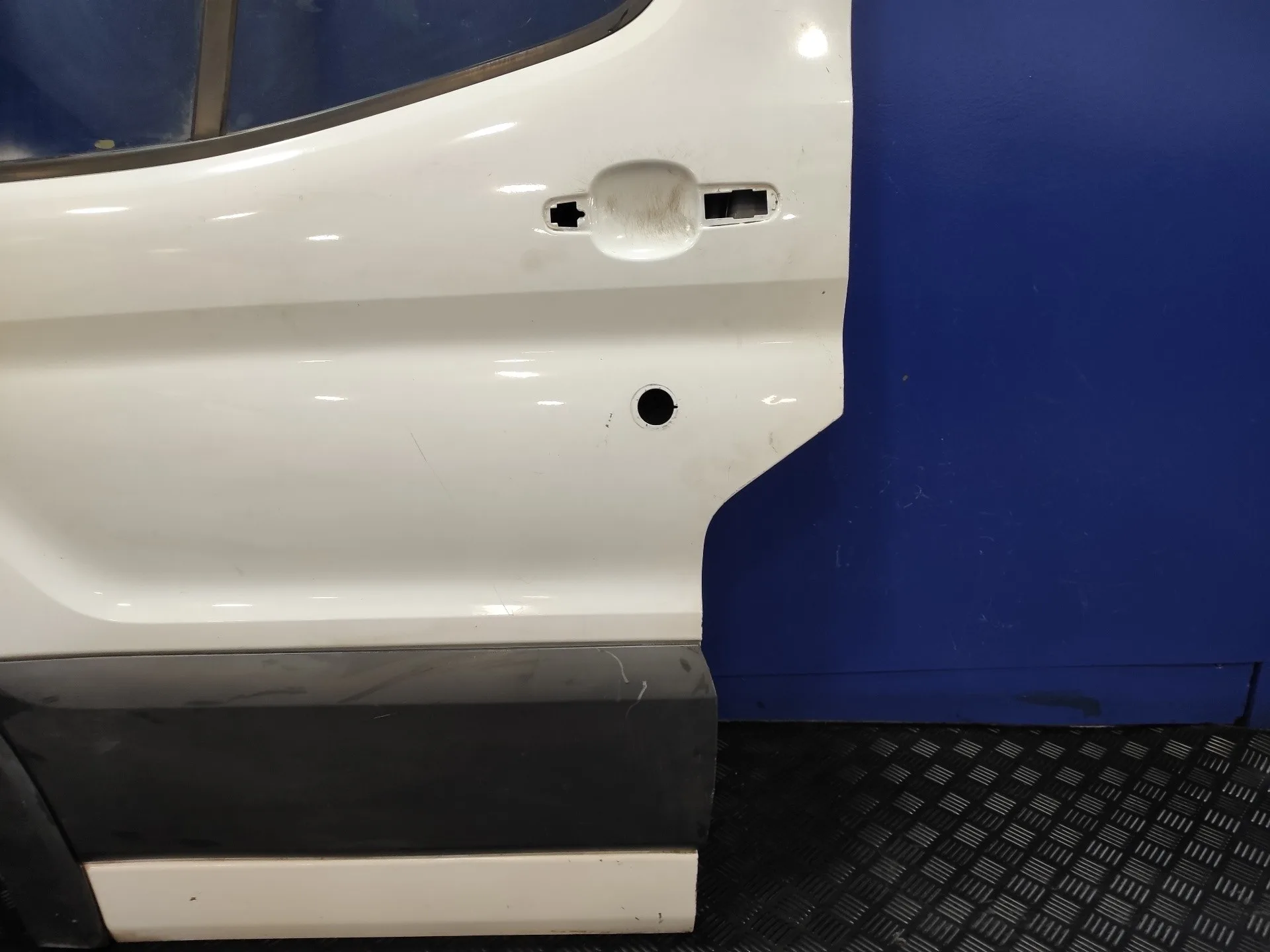 Puerta Delantera Izquierda para Ford Transit Kastenwagen (Ttg)