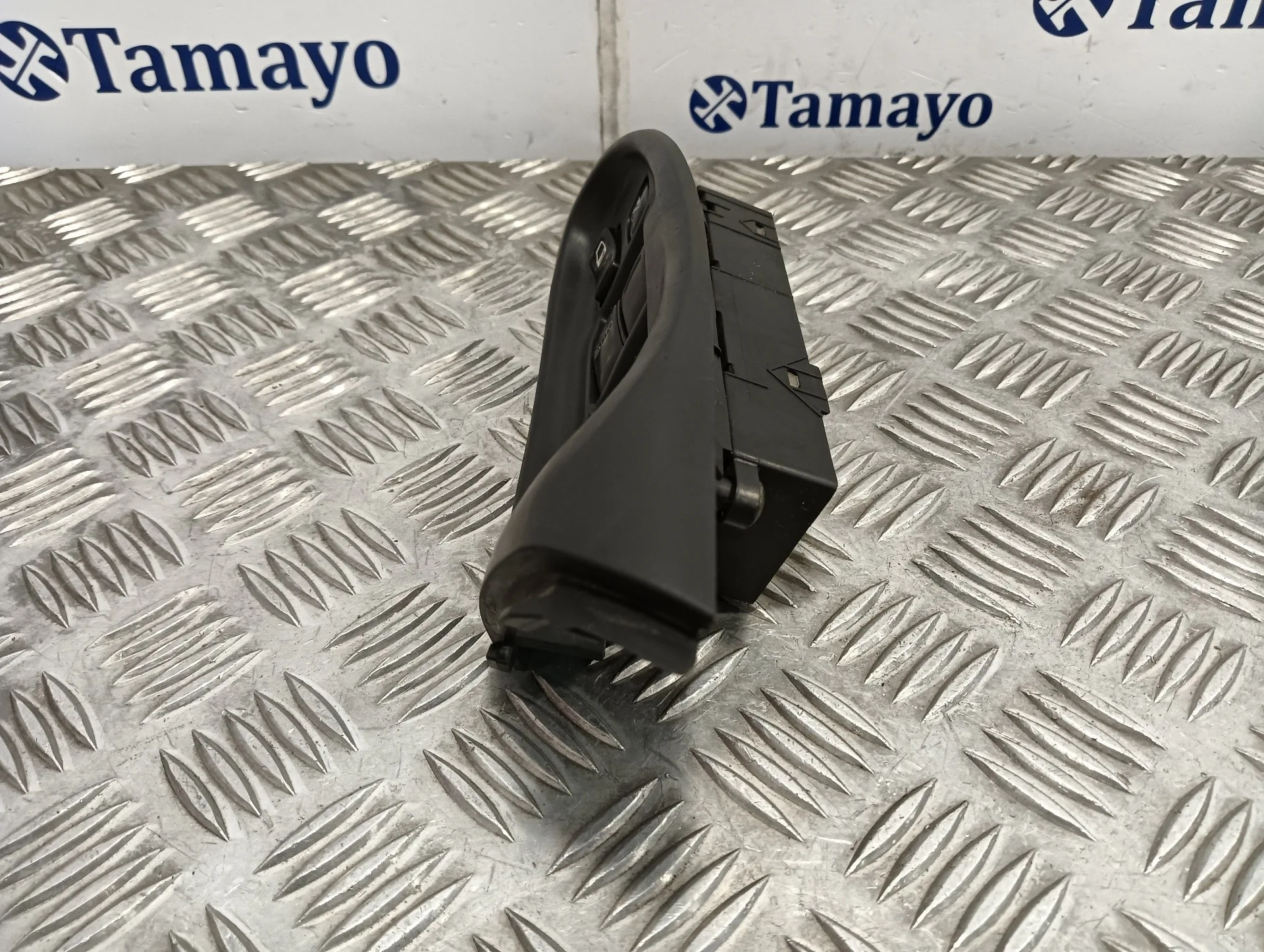 Mando Elevalunas Delantero Izquierdo para Nissan Almera (N16/E)