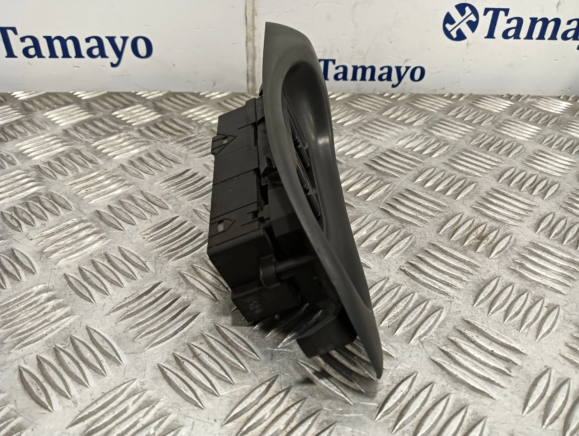 Mando Elevalunas Delantero Izquierdo para Nissan Almera (N16/E)