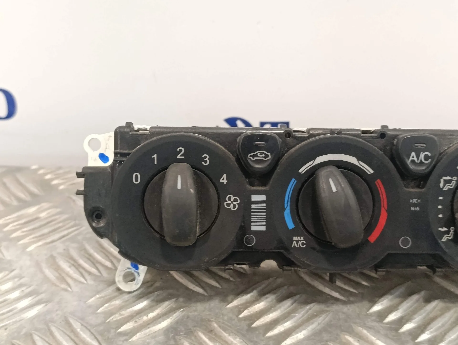 Mando Climatizador para Ford Transit Kastenwagen (Ttg)