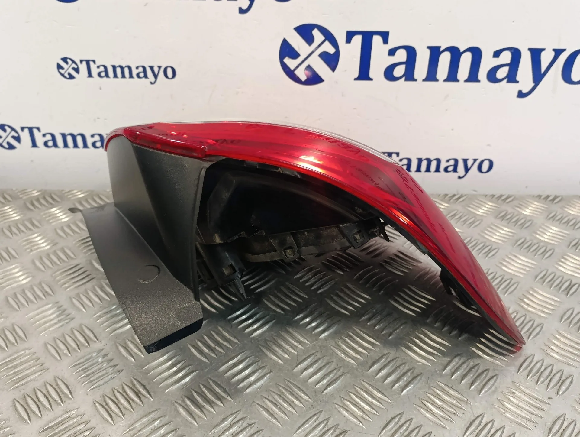 Piloto Trasero Izquierdo para Dacia Sandero