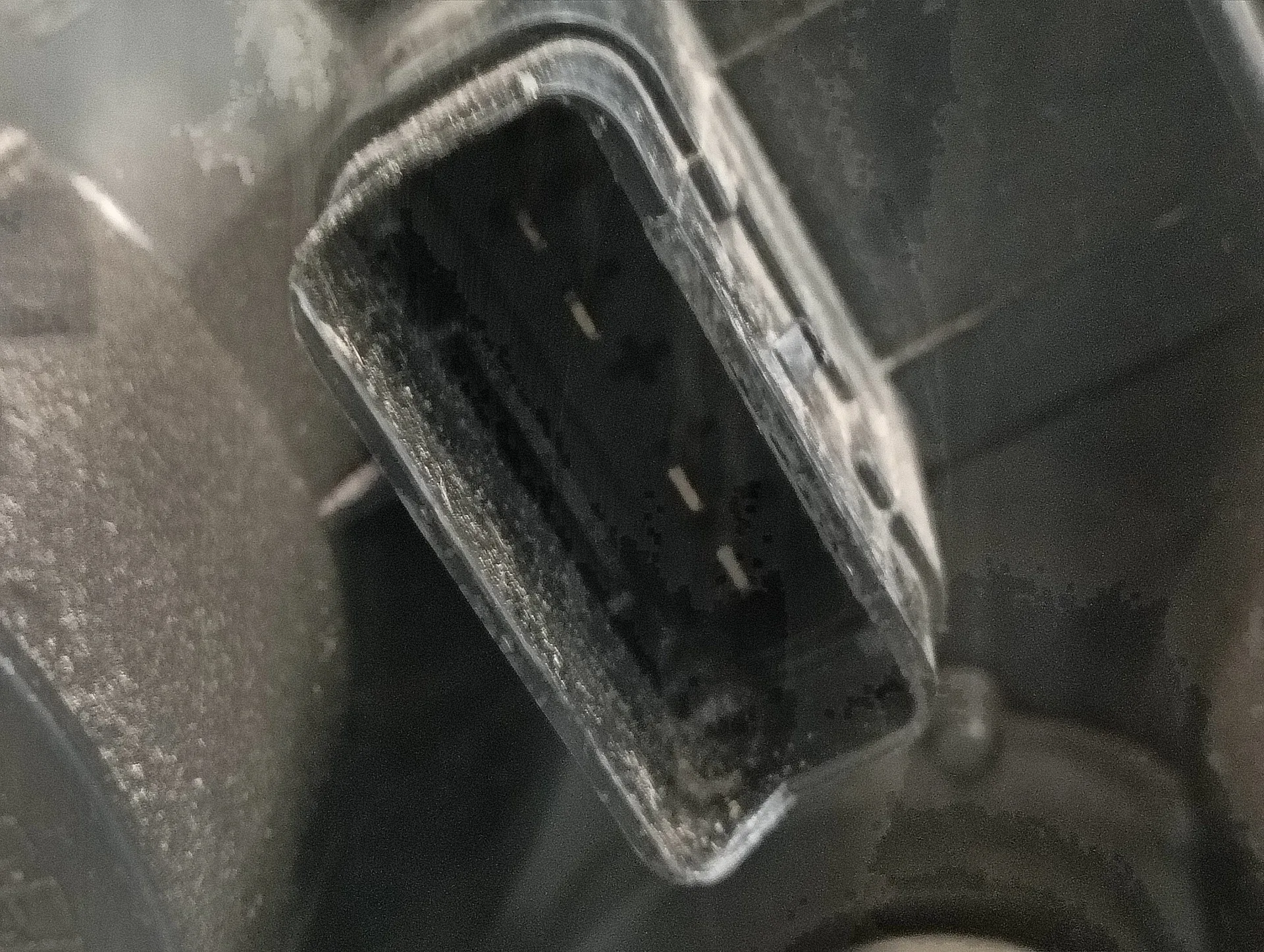 Faro Izquierdo para Nissan Almera (N16/E)