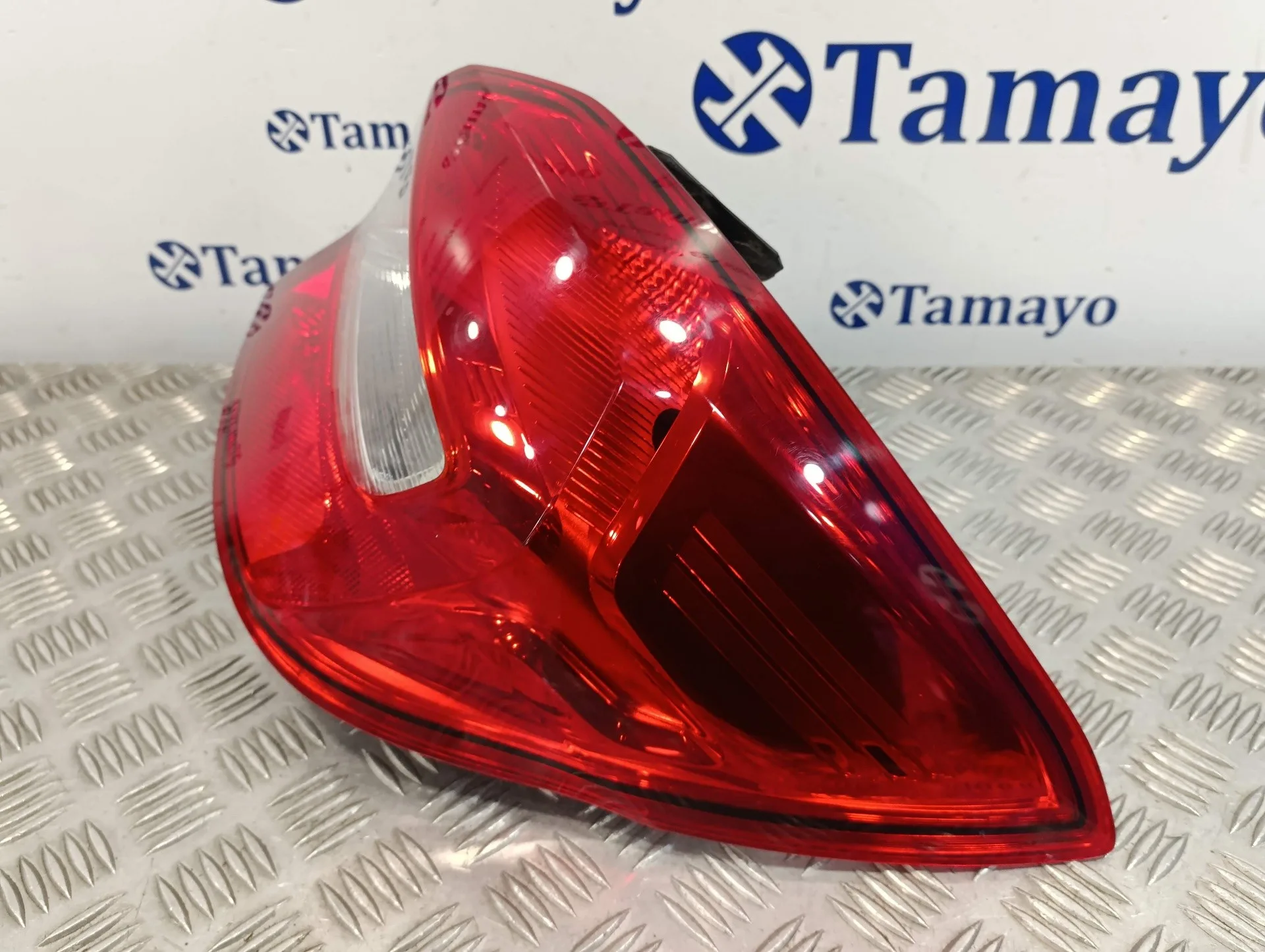 Piloto Trasero Derecho para Ford Ka+