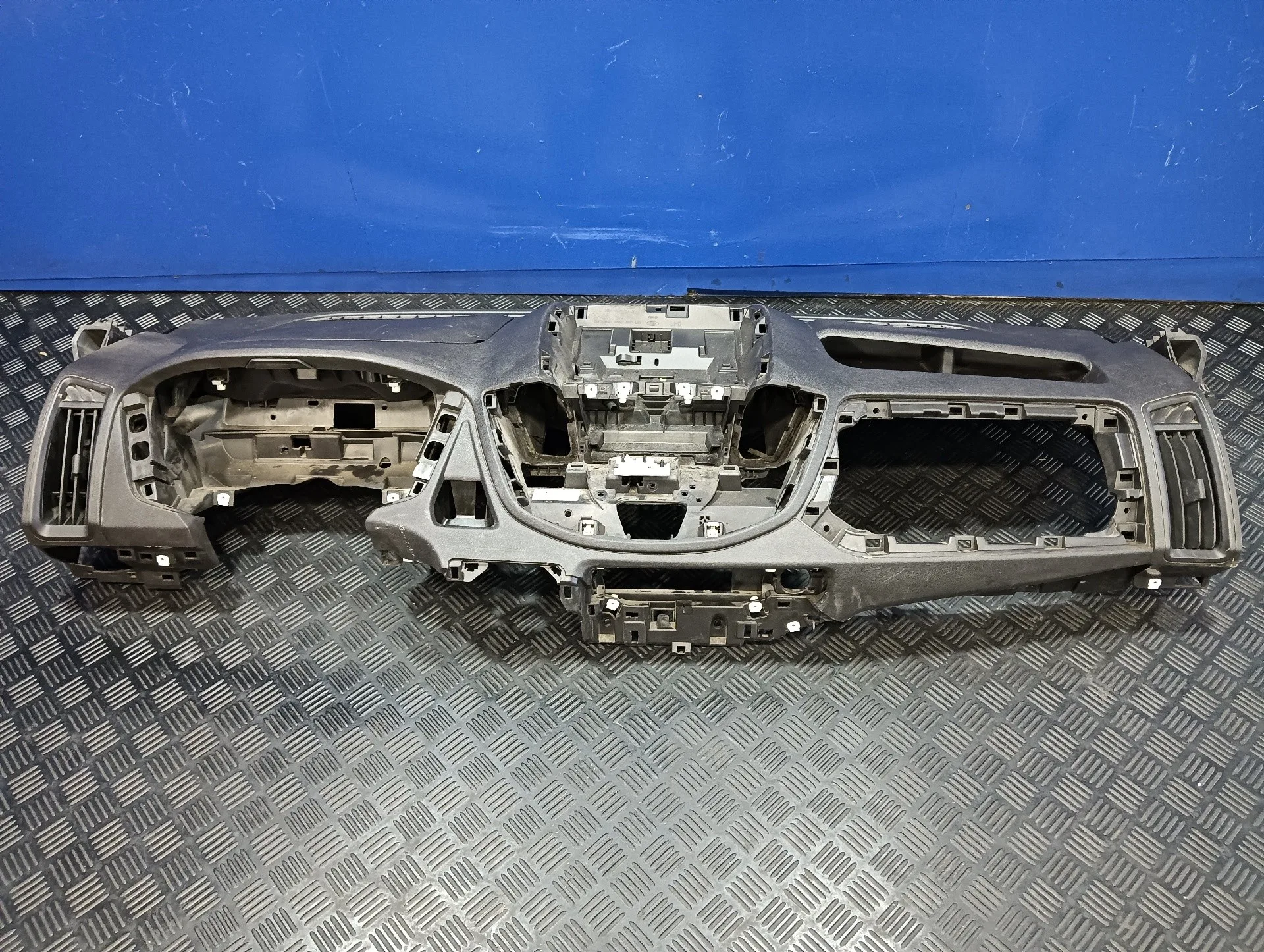 Salpicadero para Ford Transit Kastenwagen (Ttg)