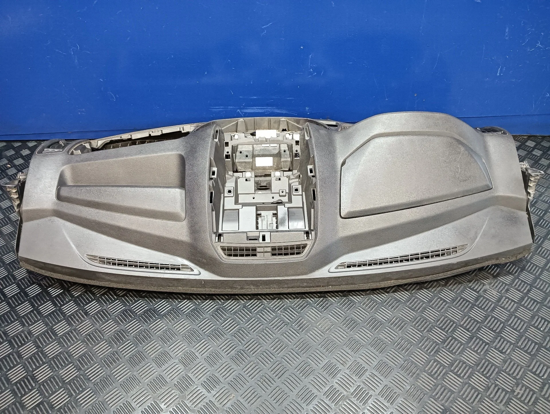 Salpicadero para Ford Transit Kastenwagen (Ttg)