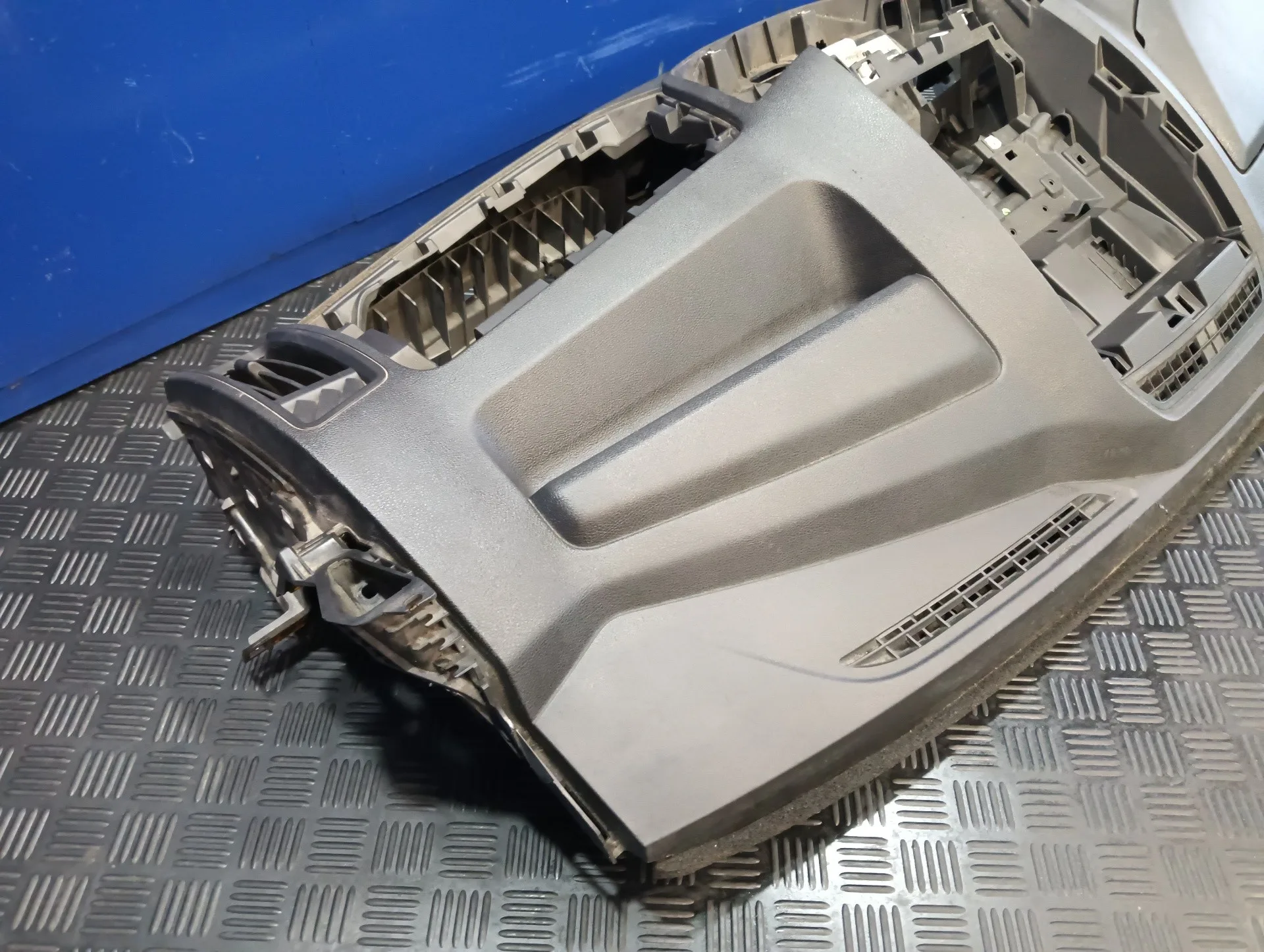 Salpicadero para Ford Transit Kastenwagen (Ttg)
