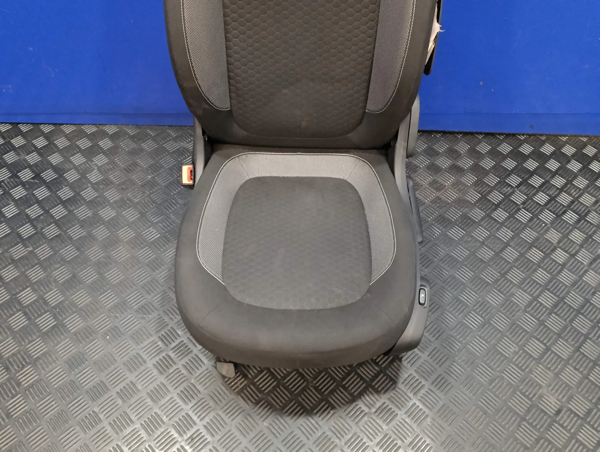 Asiento Delantero Izquierdo para Smart Forfour