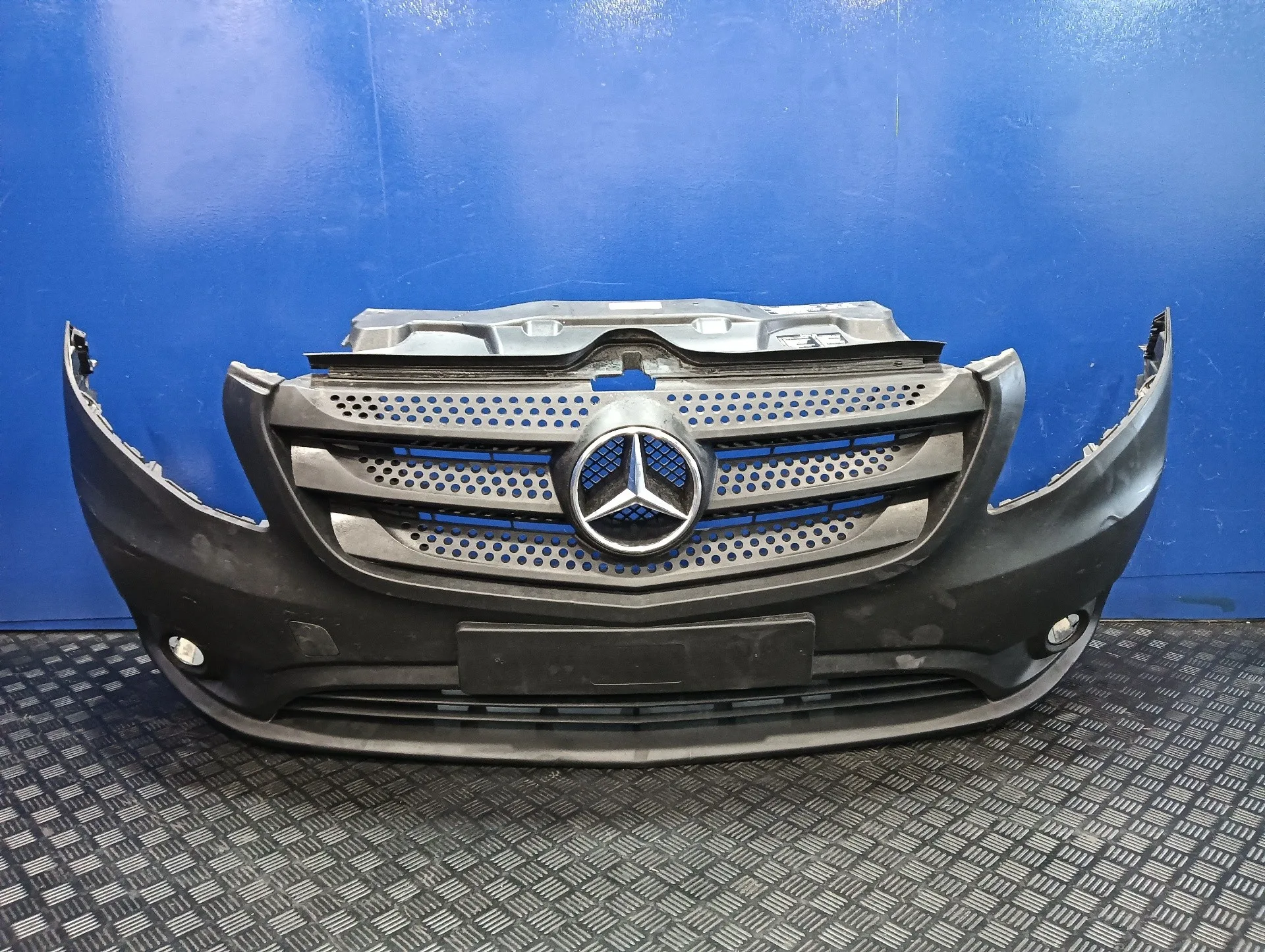 Paragolpes Delantero para Mercedes-Benz Vito Mixto (447)