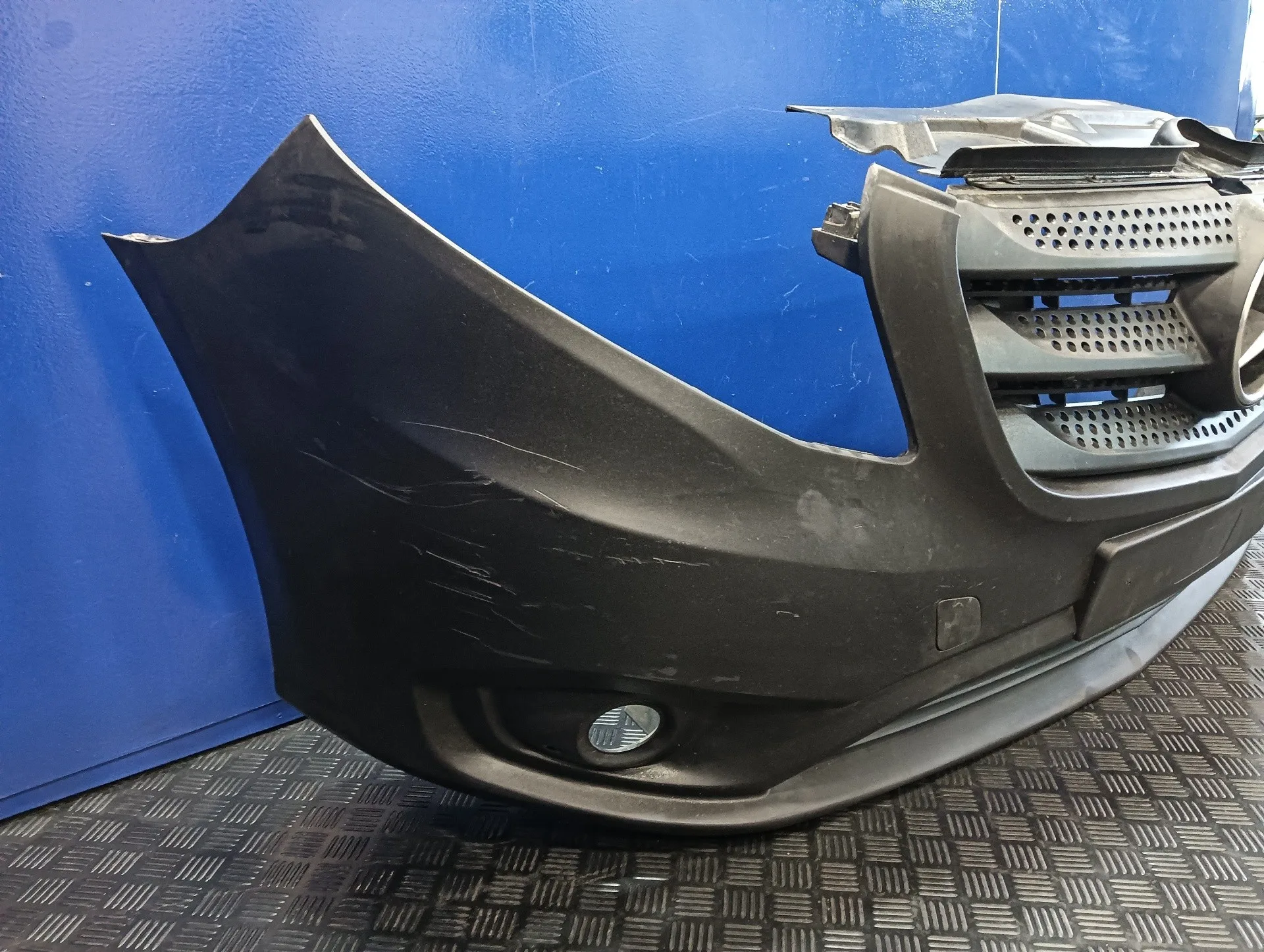 Paragolpes Delantero para Mercedes-Benz Vito Mixto (447)