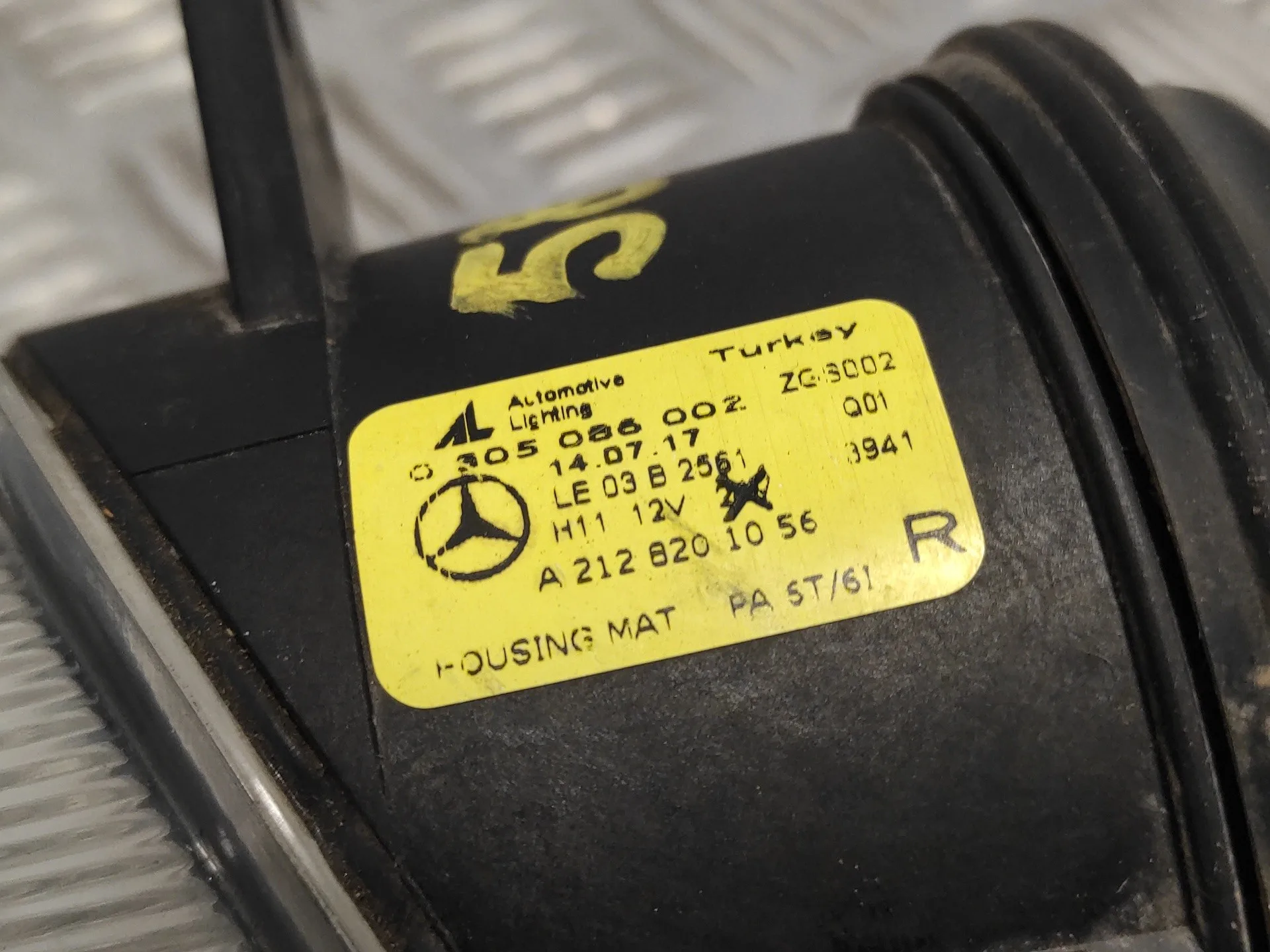Faro Antiniebla Derecho para Mercedes-Benz Vito Mixto (447)