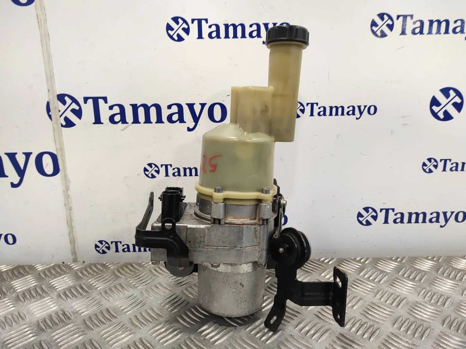 Bomba Direccion para Toyota Proace