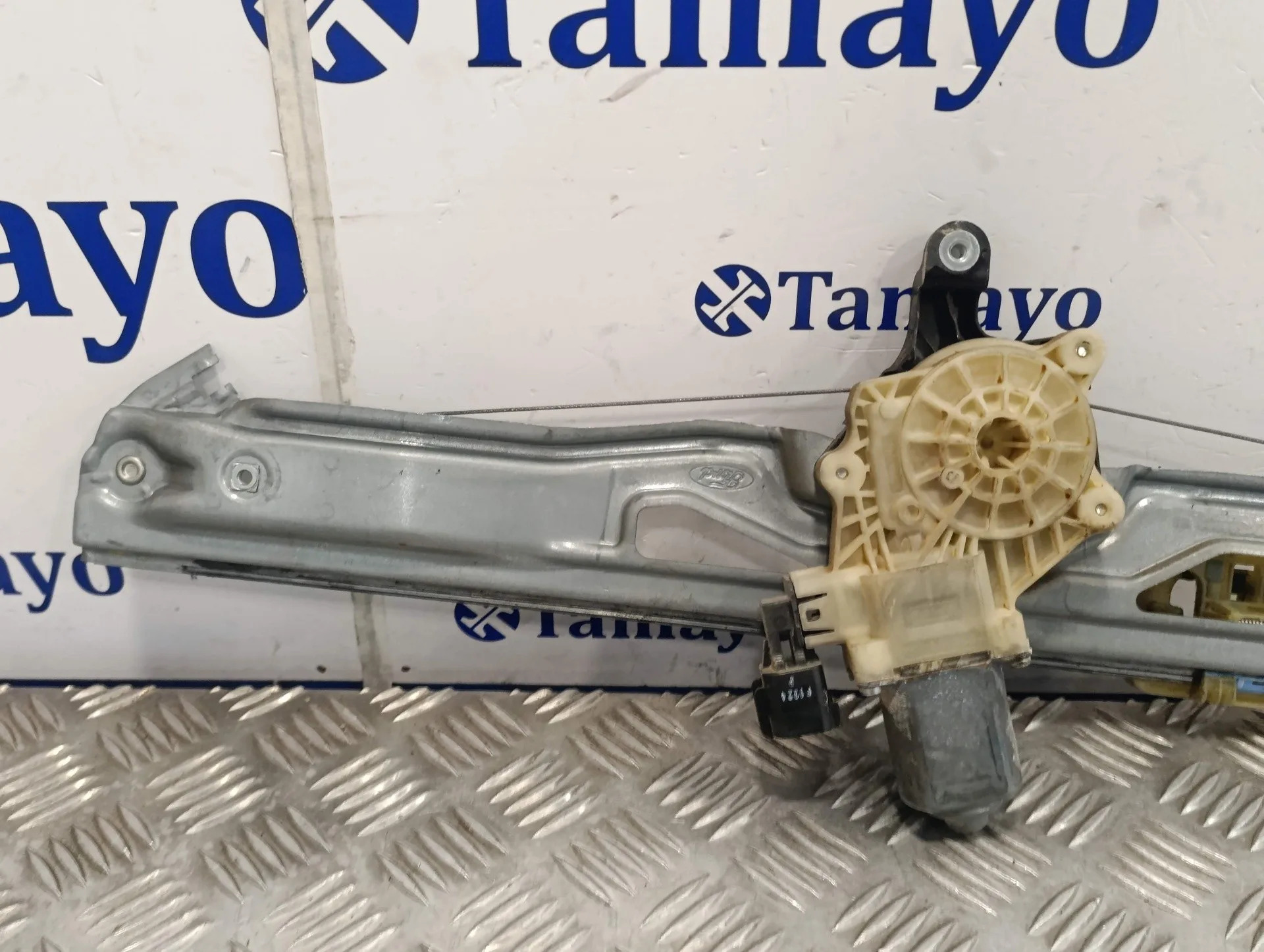 Elevalunas Delantero Izquierdo para Ford Transit Kastenwagen (Ttg)