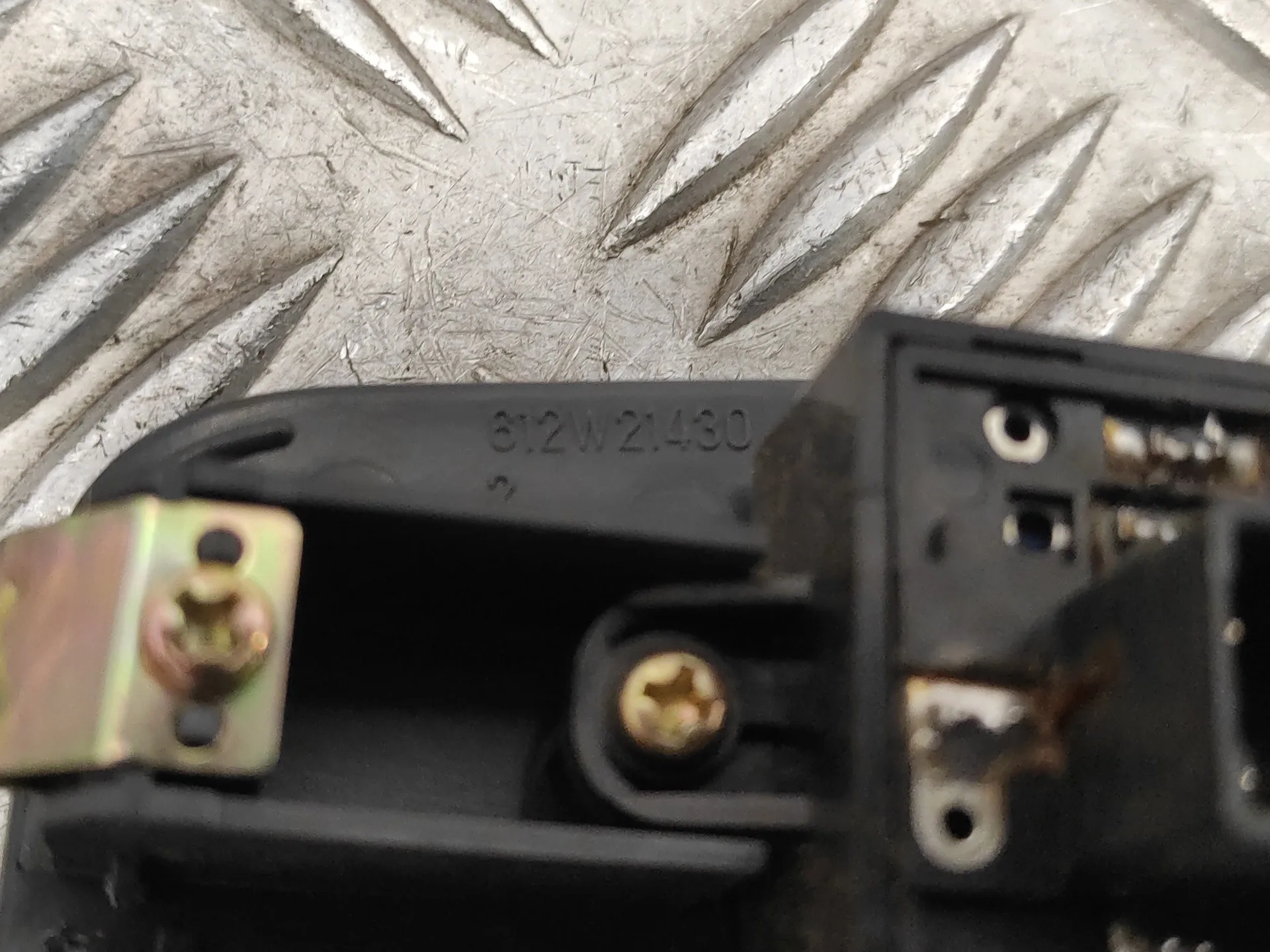 Mando Elevalunas Delantero Izquierdo para Kia Cerato