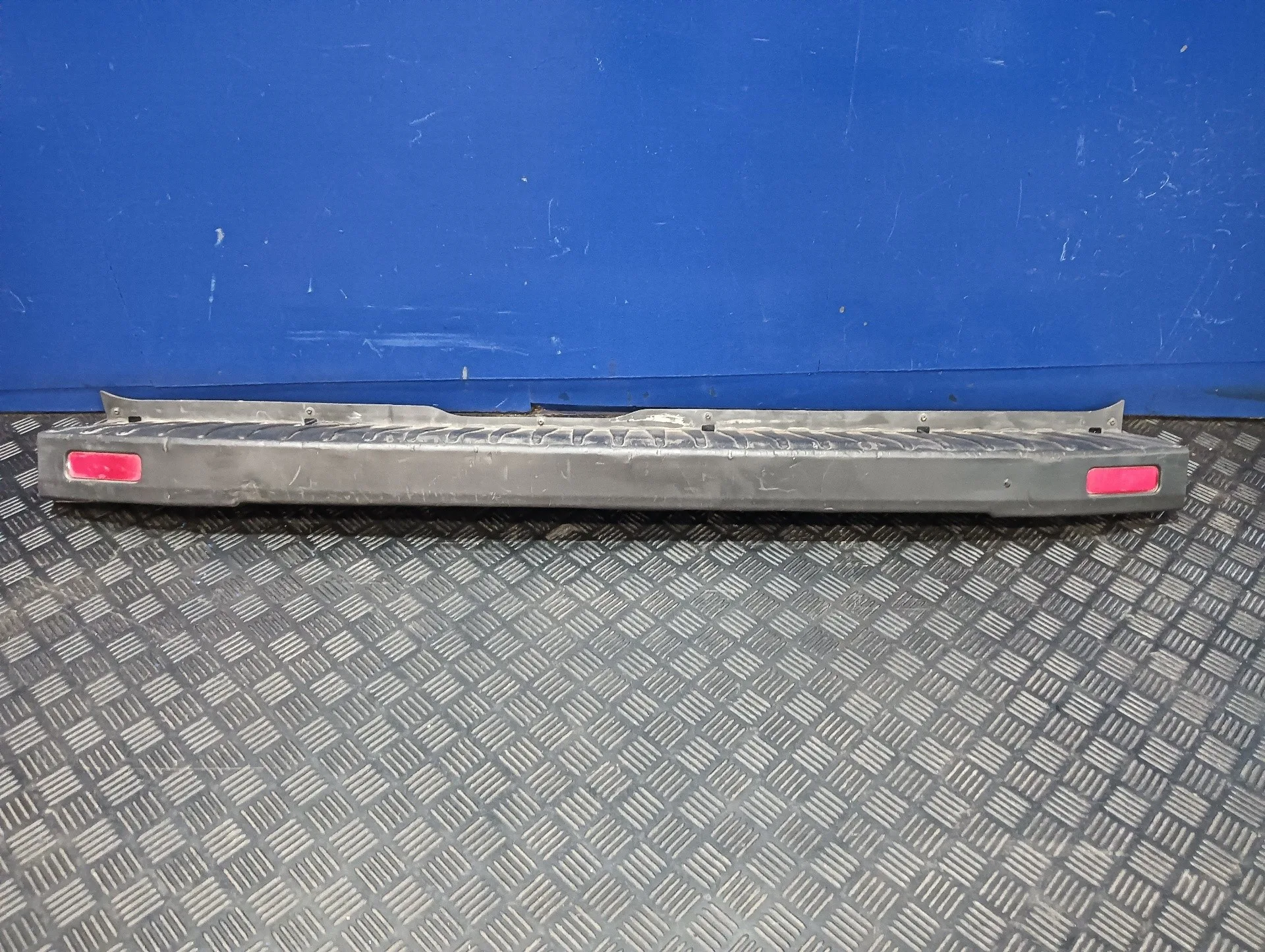 Paragolpes Trasero para Ford Transit Kastenwagen (Ttg)