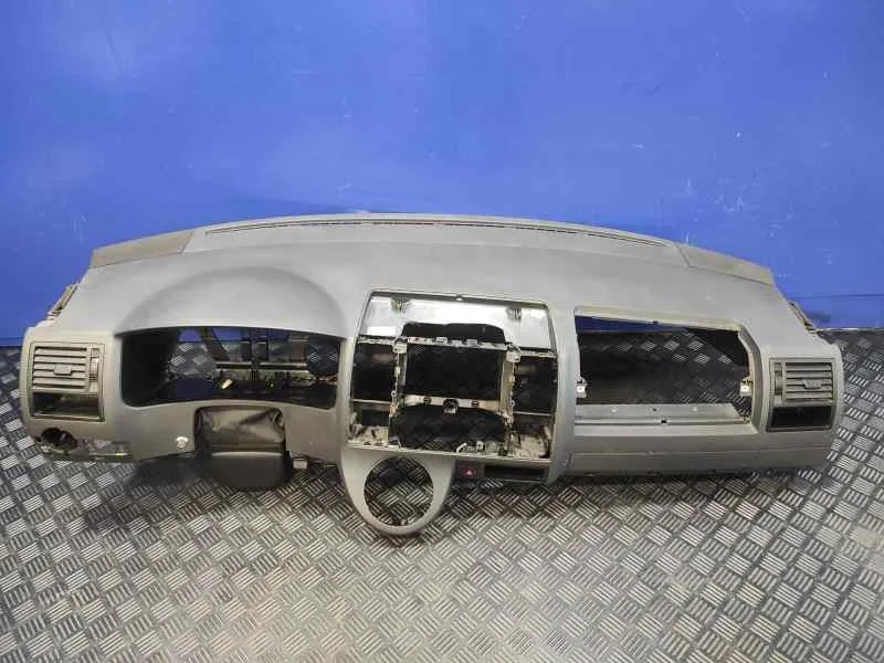 Salpicadero para Volkswagen T5 Transporter (7E)