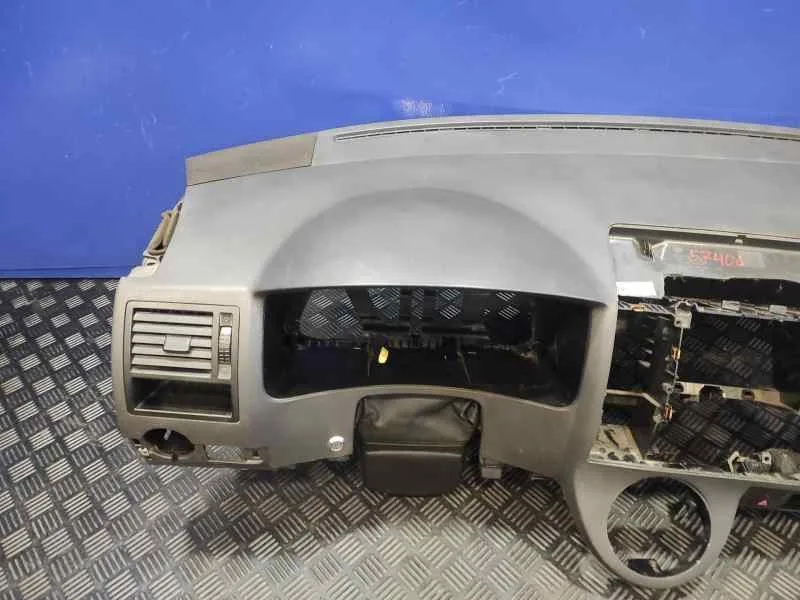 Salpicadero para Volkswagen T5 Transporter (7E)