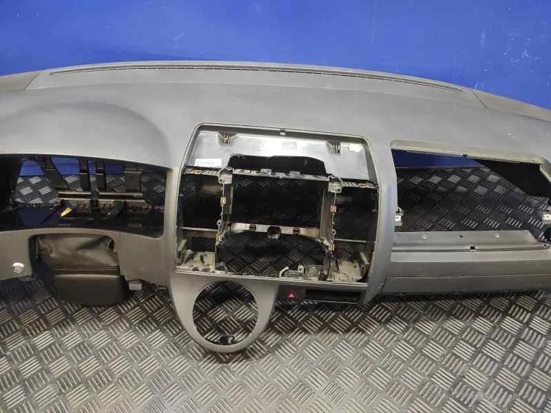 Salpicadero para Volkswagen T5 Transporter (7E)