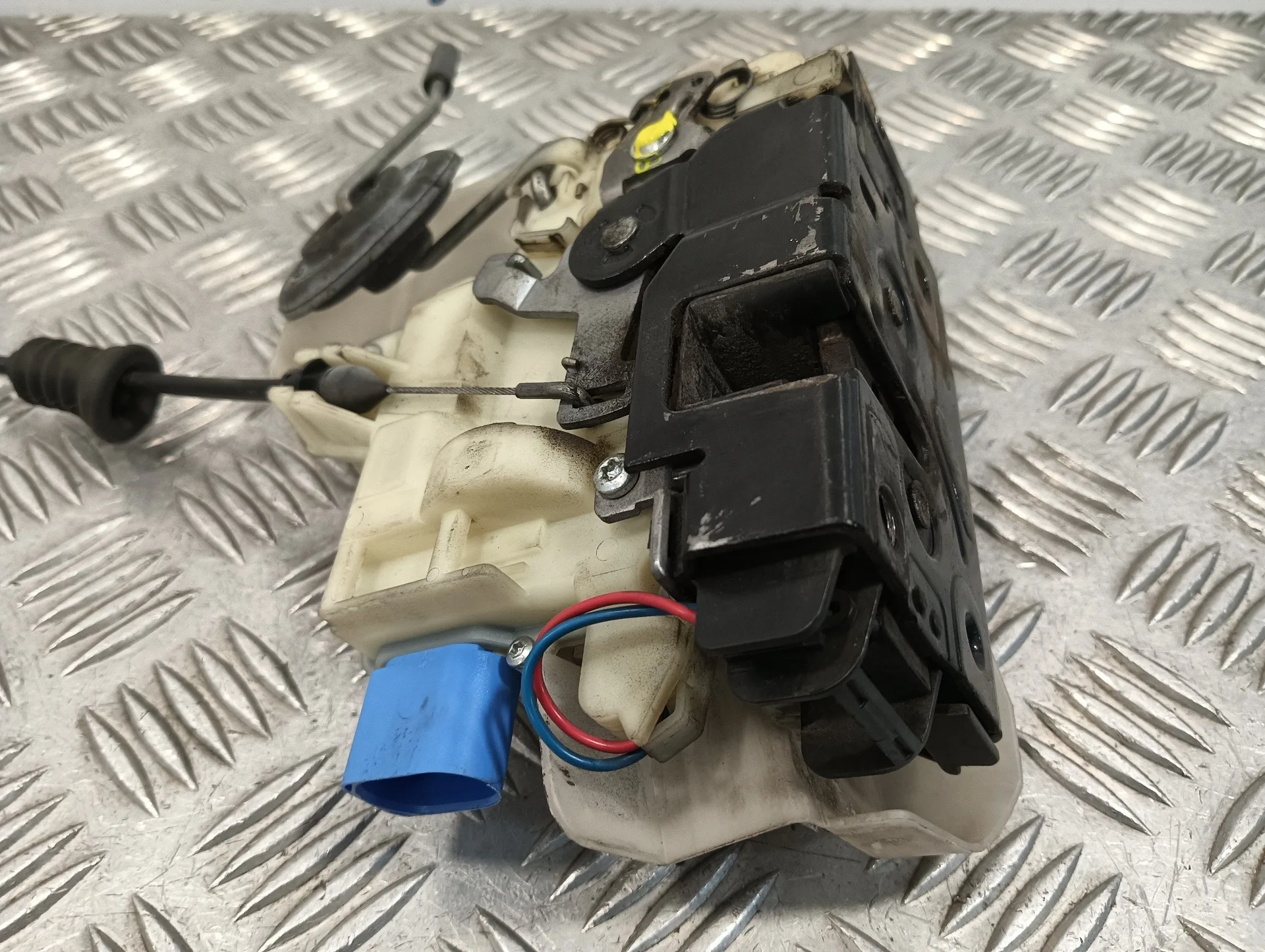 Cerradura Puerta Delantera Derecha para Volkswagen T5 Transporter (7E)