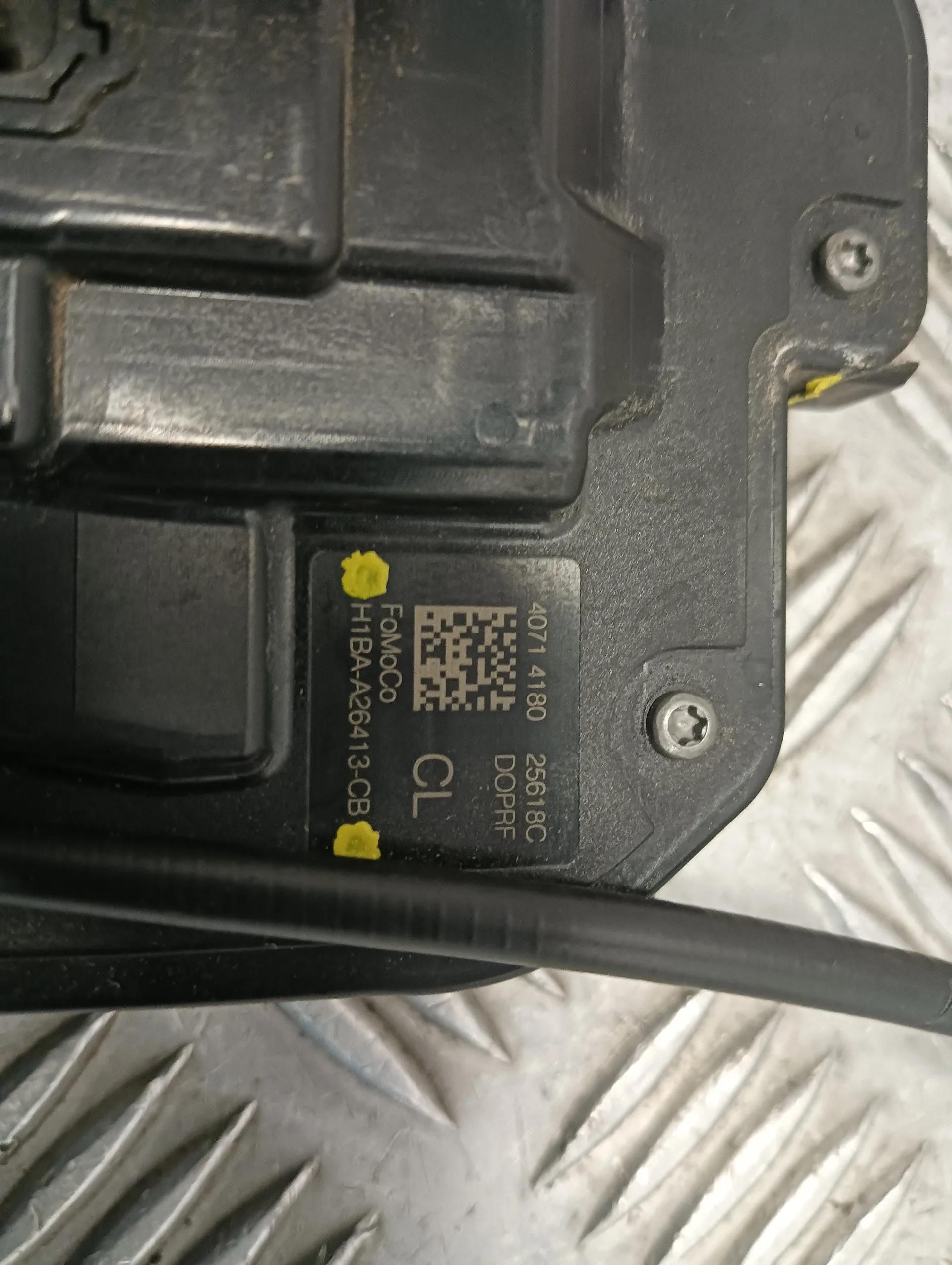 Cerradura Puerta Trasera Izquierda para Ford Fiesta (Ce1)